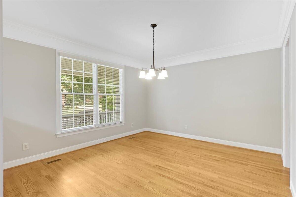 1684 Chippenham Drive Property Photo 13