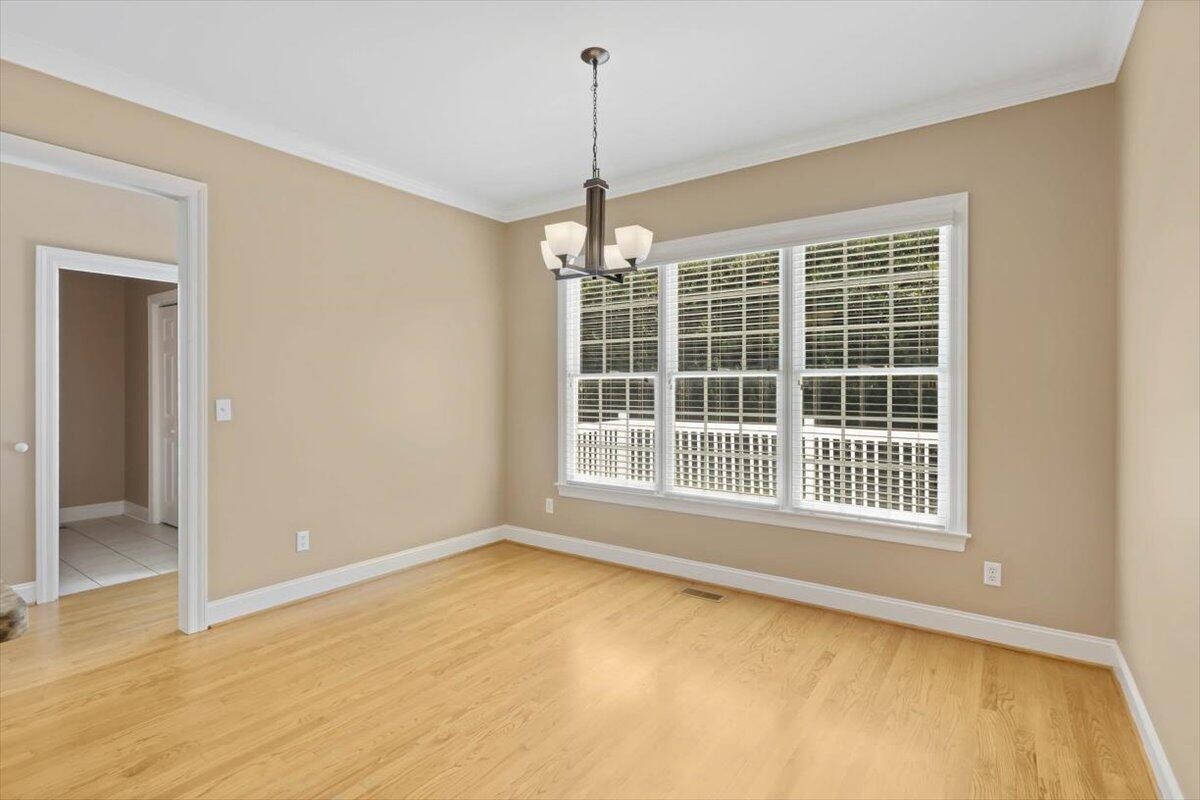 1684 Chippenham Drive Property Photo 20