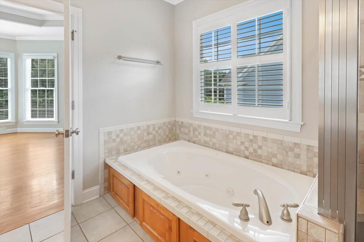 1684 Chippenham Drive Property Photo 25