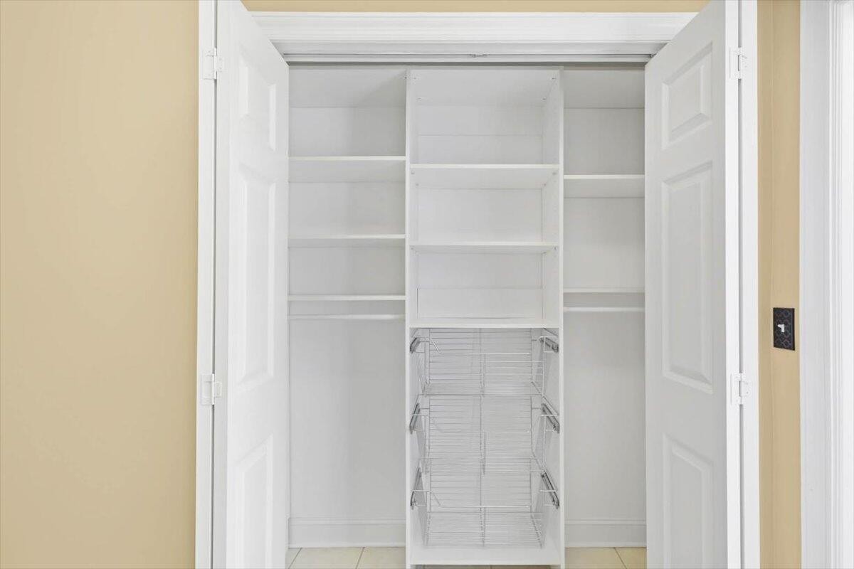 1684 Chippenham Drive Property Photo 29
