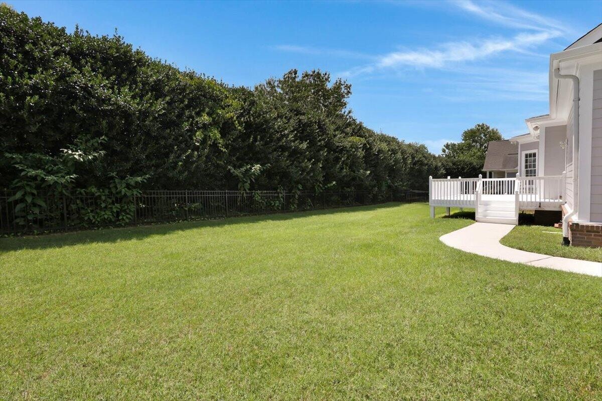 1684 Chippenham Drive Property Photo 42