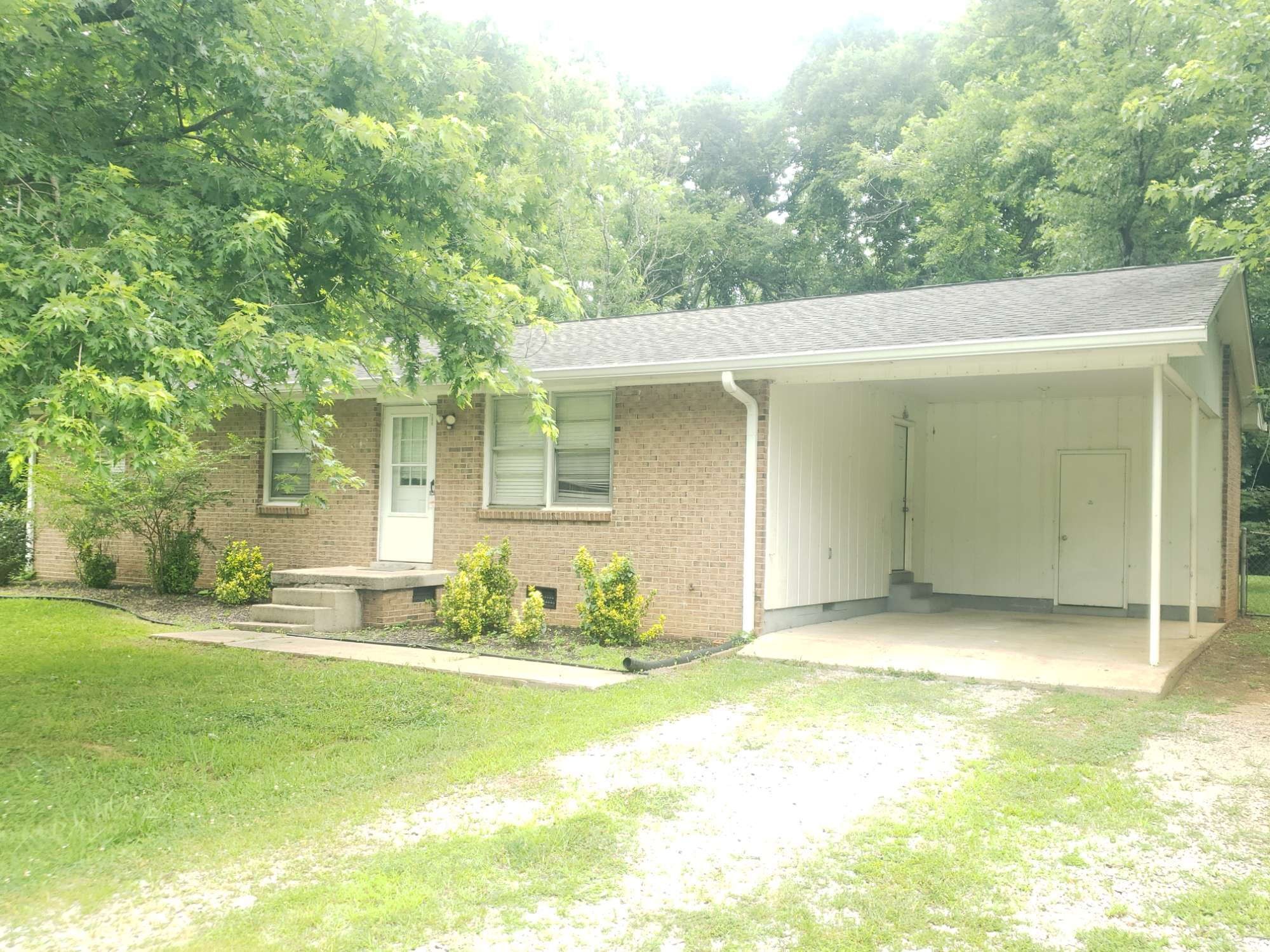 206 Highland Ave Property Photo 2