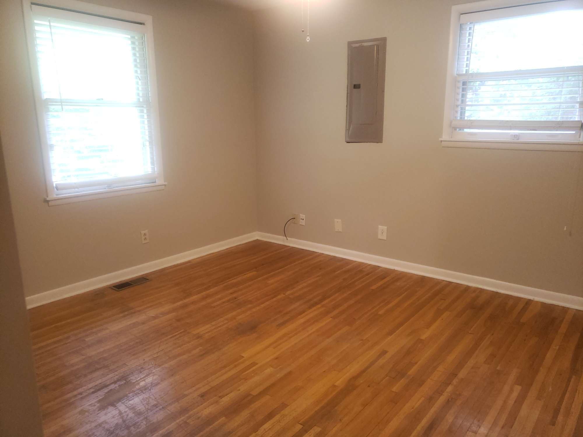 206 Highland Ave Property Photo 9