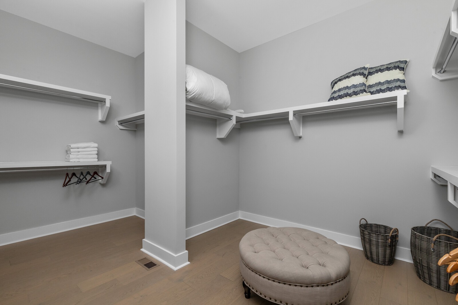 7287 Orrinshire Drive Property Photo 47