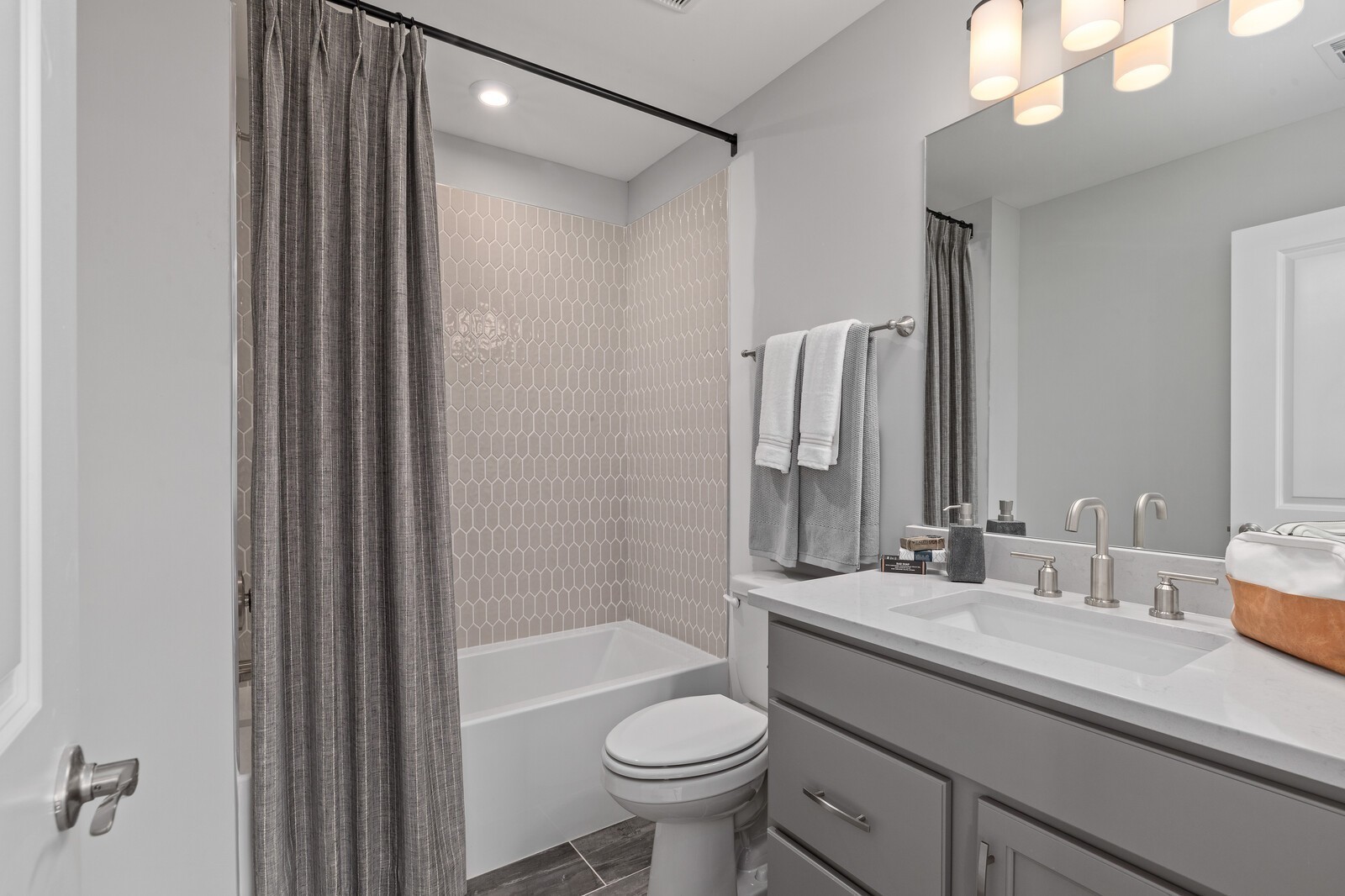 7287 Orrinshire Drive Property Photo 60