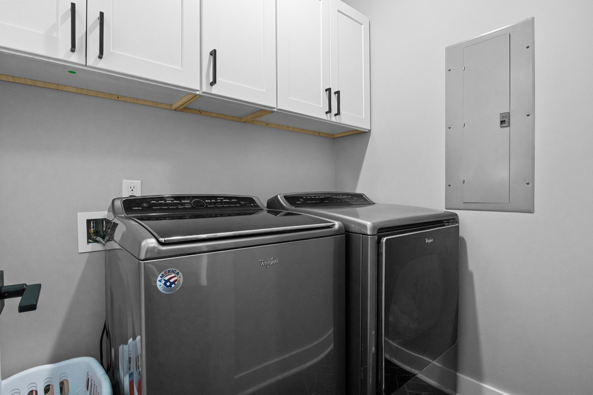 1014 Douglas Ct Property Photo 29