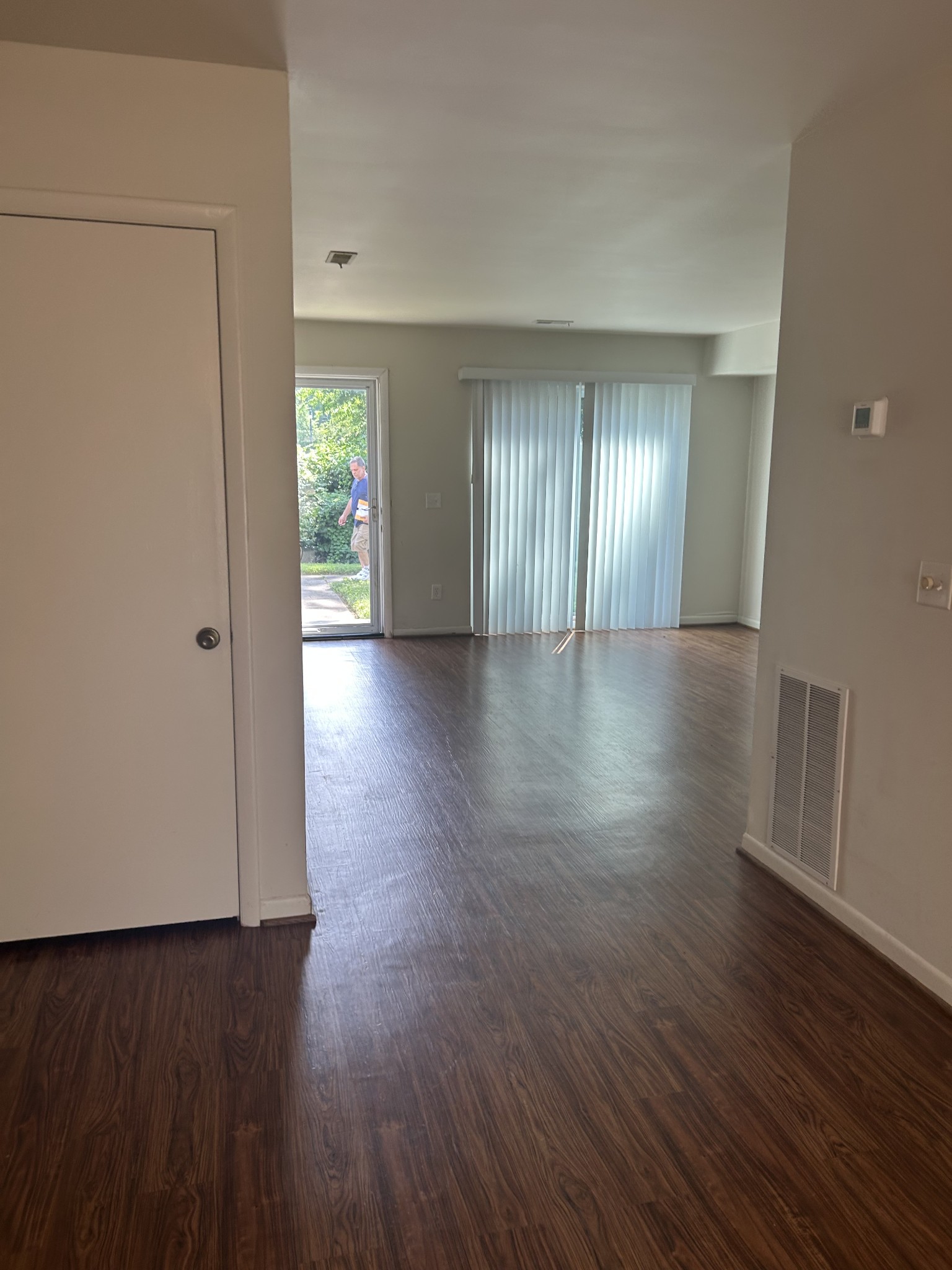 604 Granville Rd Property Photo 17