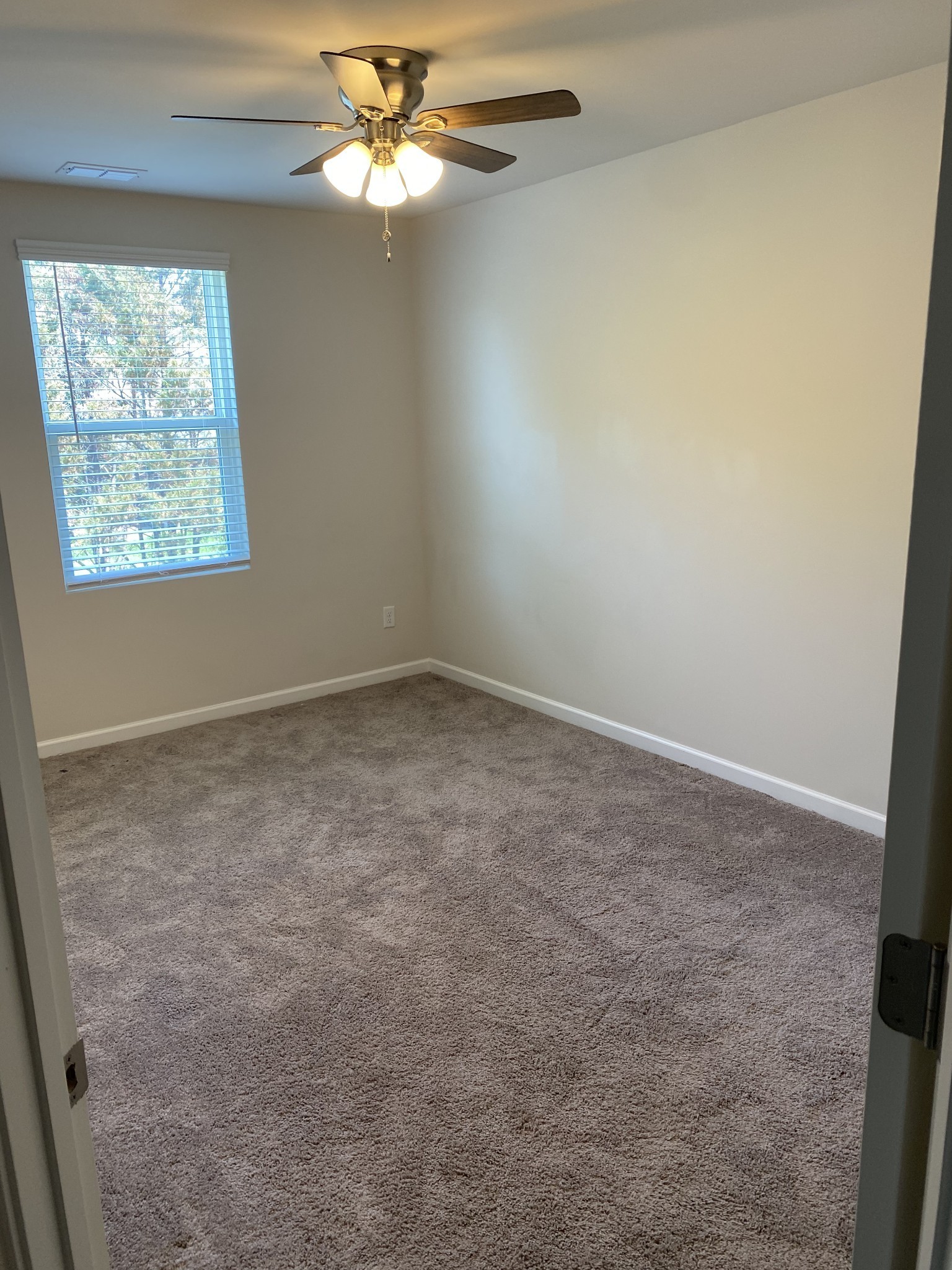 544 Becks Pl Property Photo 15