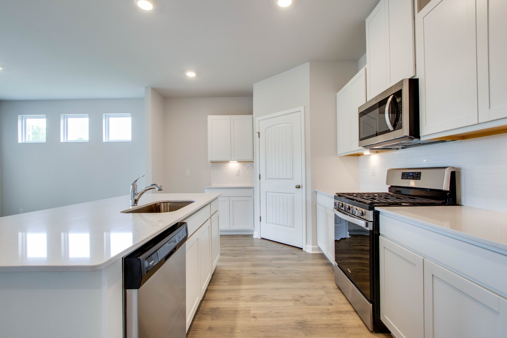 1088 Camelia Drive Property Photo 10