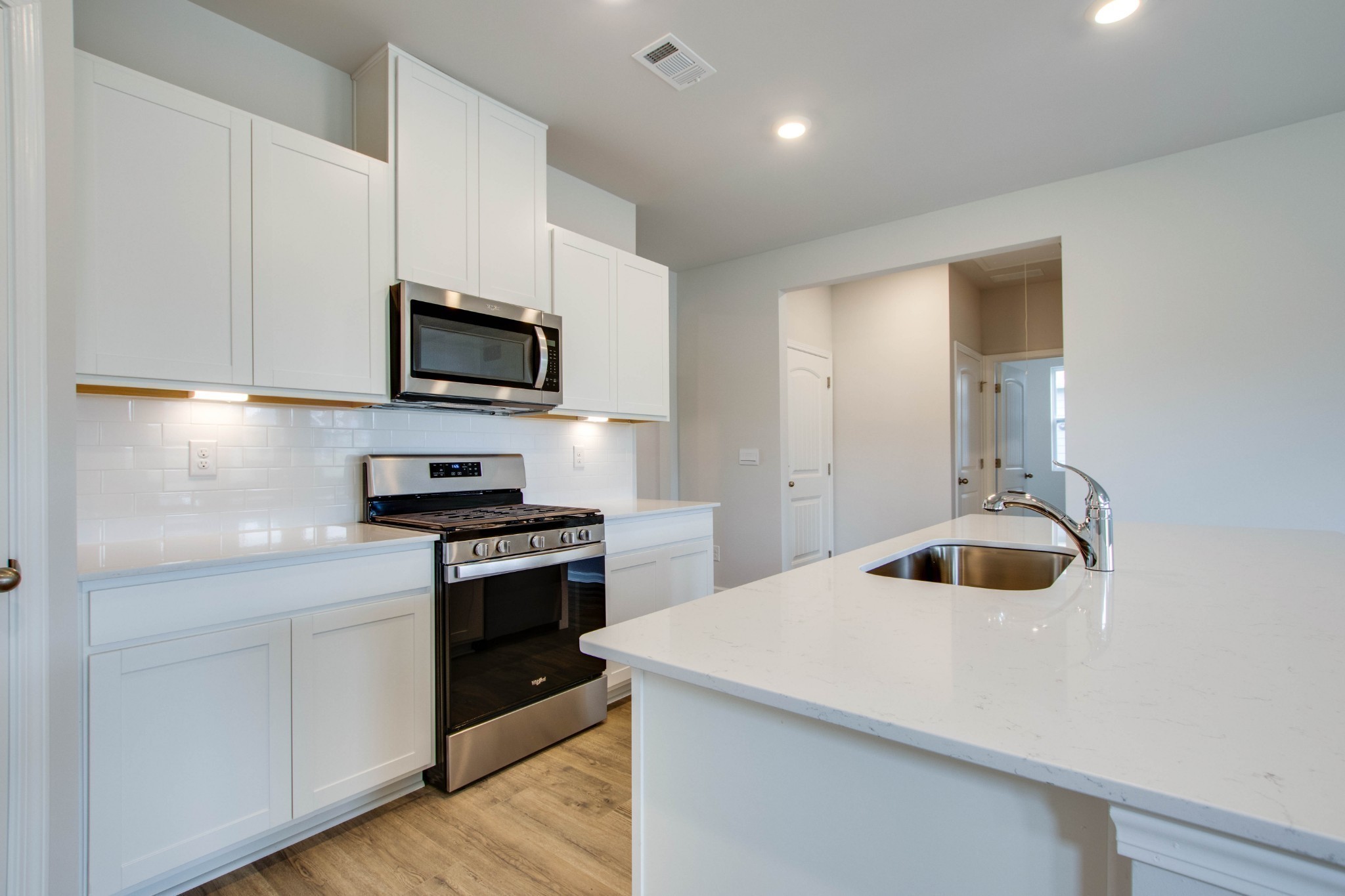 1088 Camelia Drive Property Photo 11