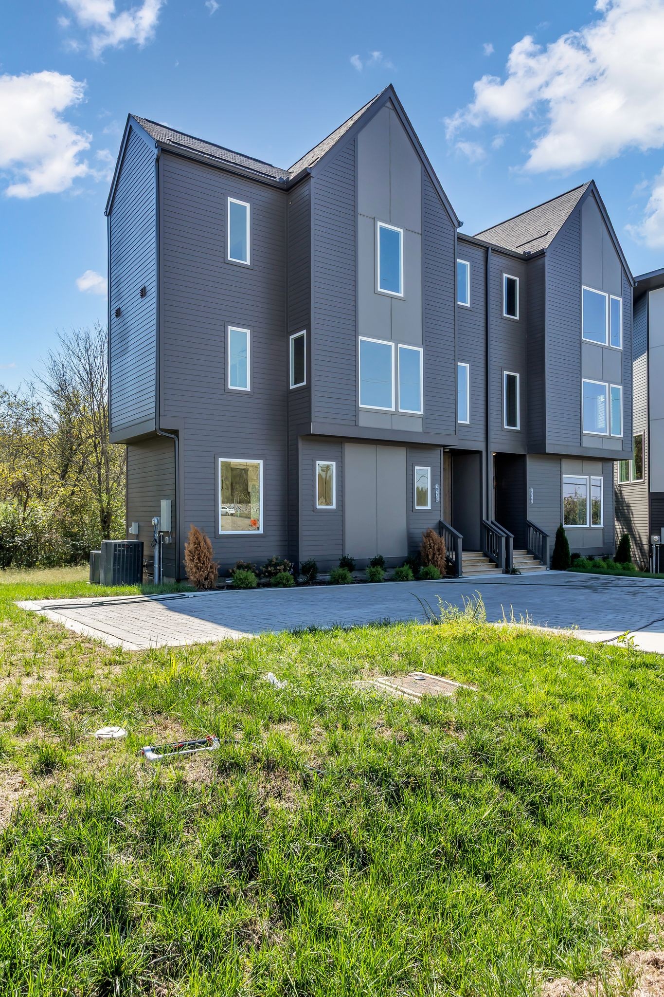 2920 Stokers Ln Property Photo 2