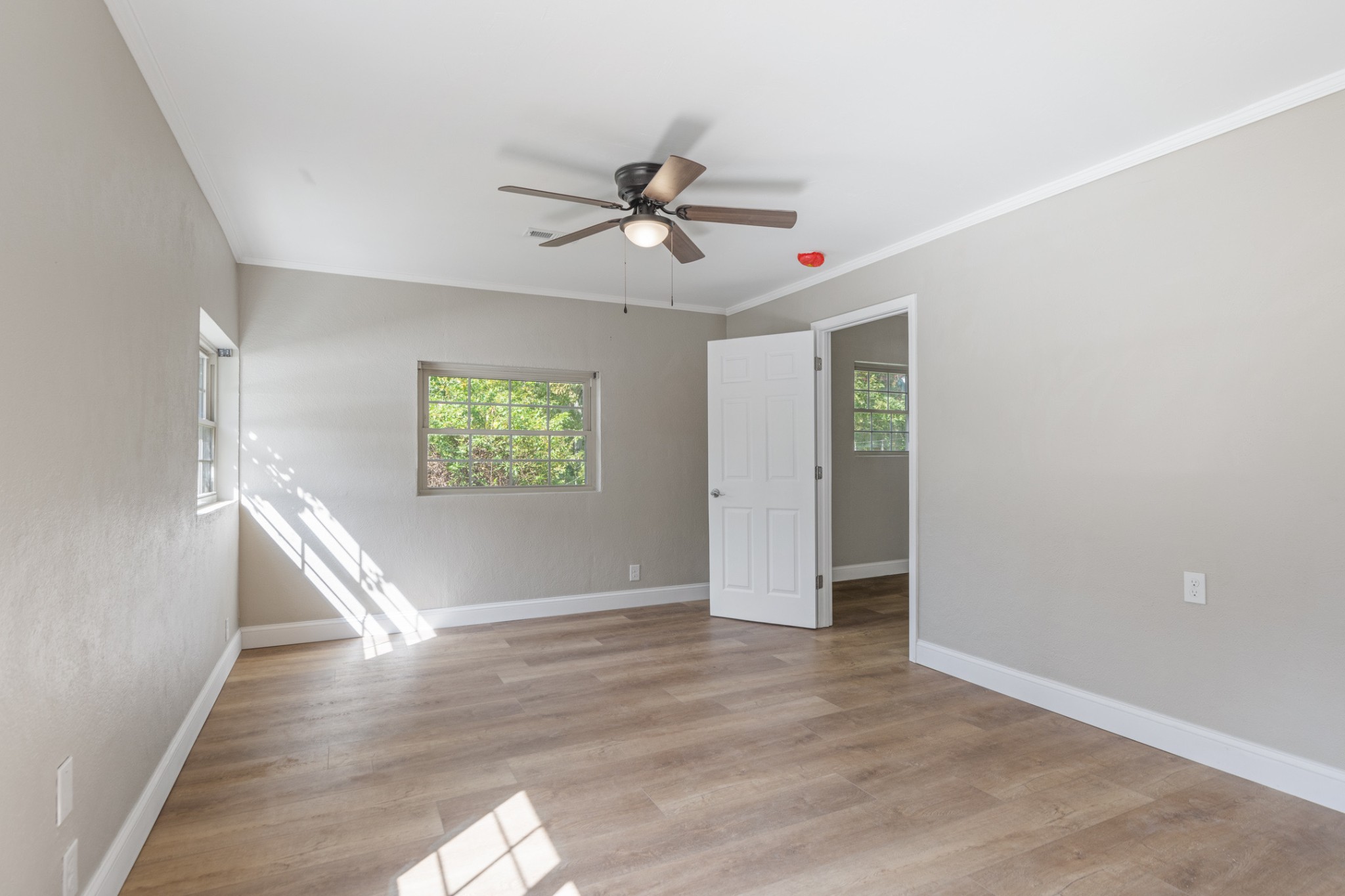 11158 Highway 70, N Property Photo 5