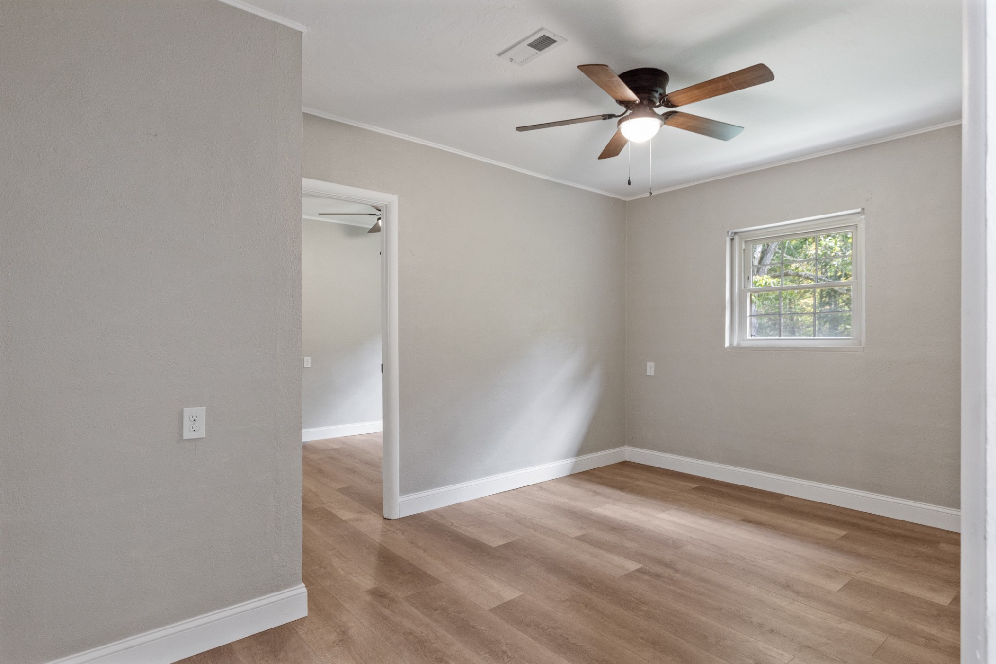11158 Highway 70, N Property Photo 8