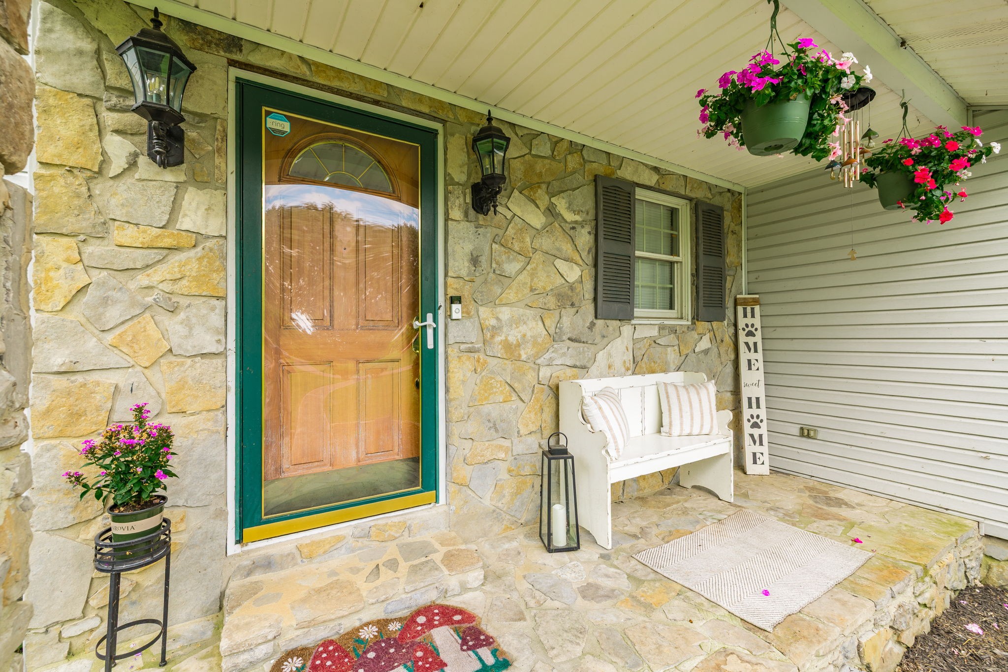 3554 Hwy 31e Property Photo 10
