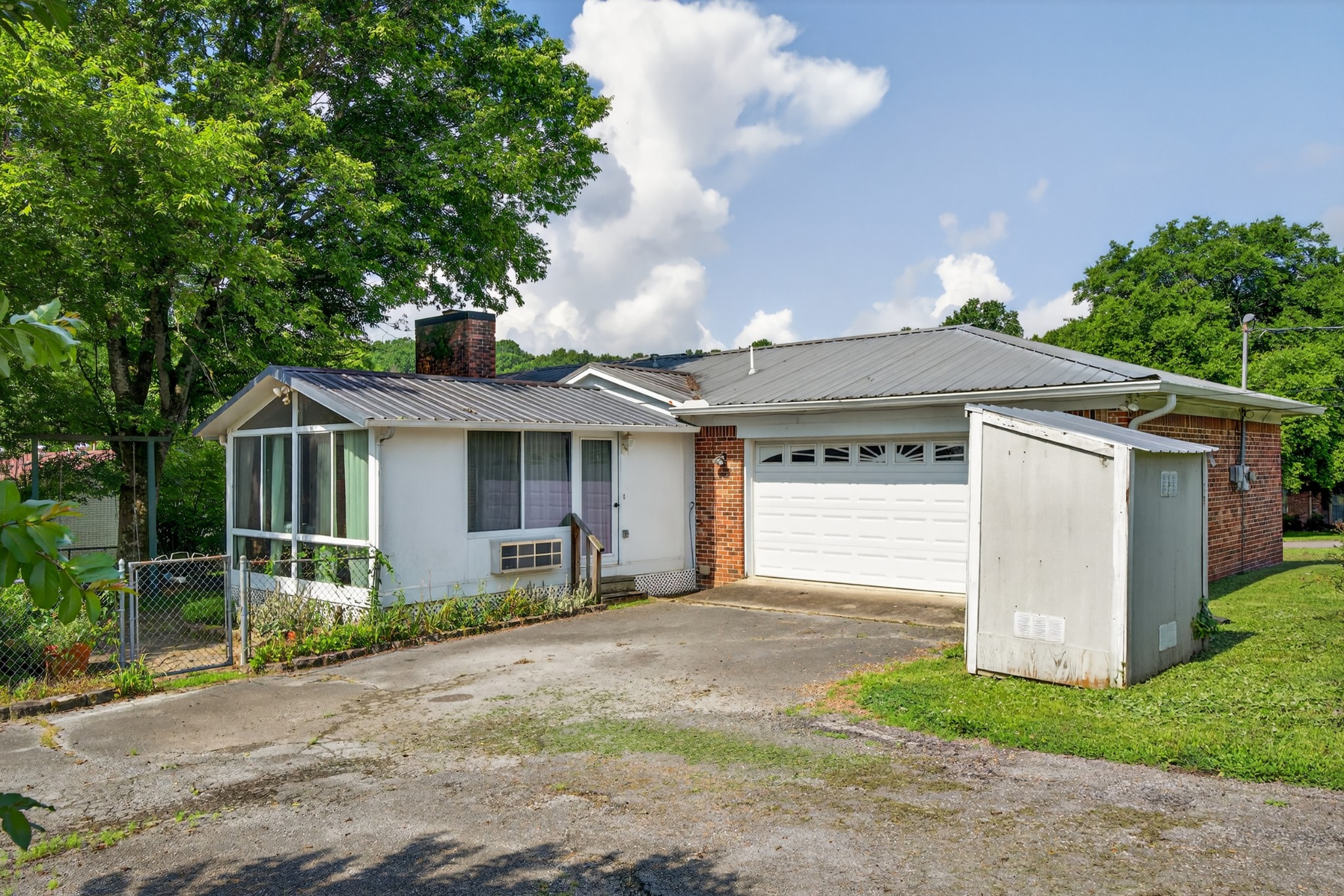 115 Noblett Ave Property Photo 31