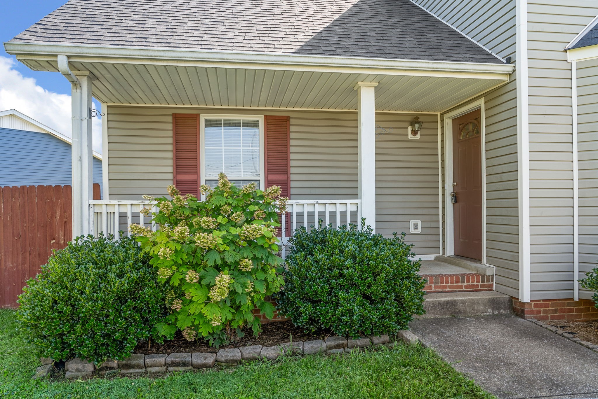 2409 Egret Dr Property Photo 4