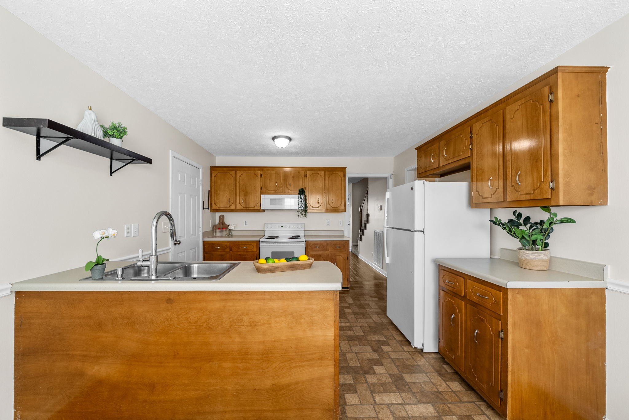 2409 Egret Dr Property Photo 12