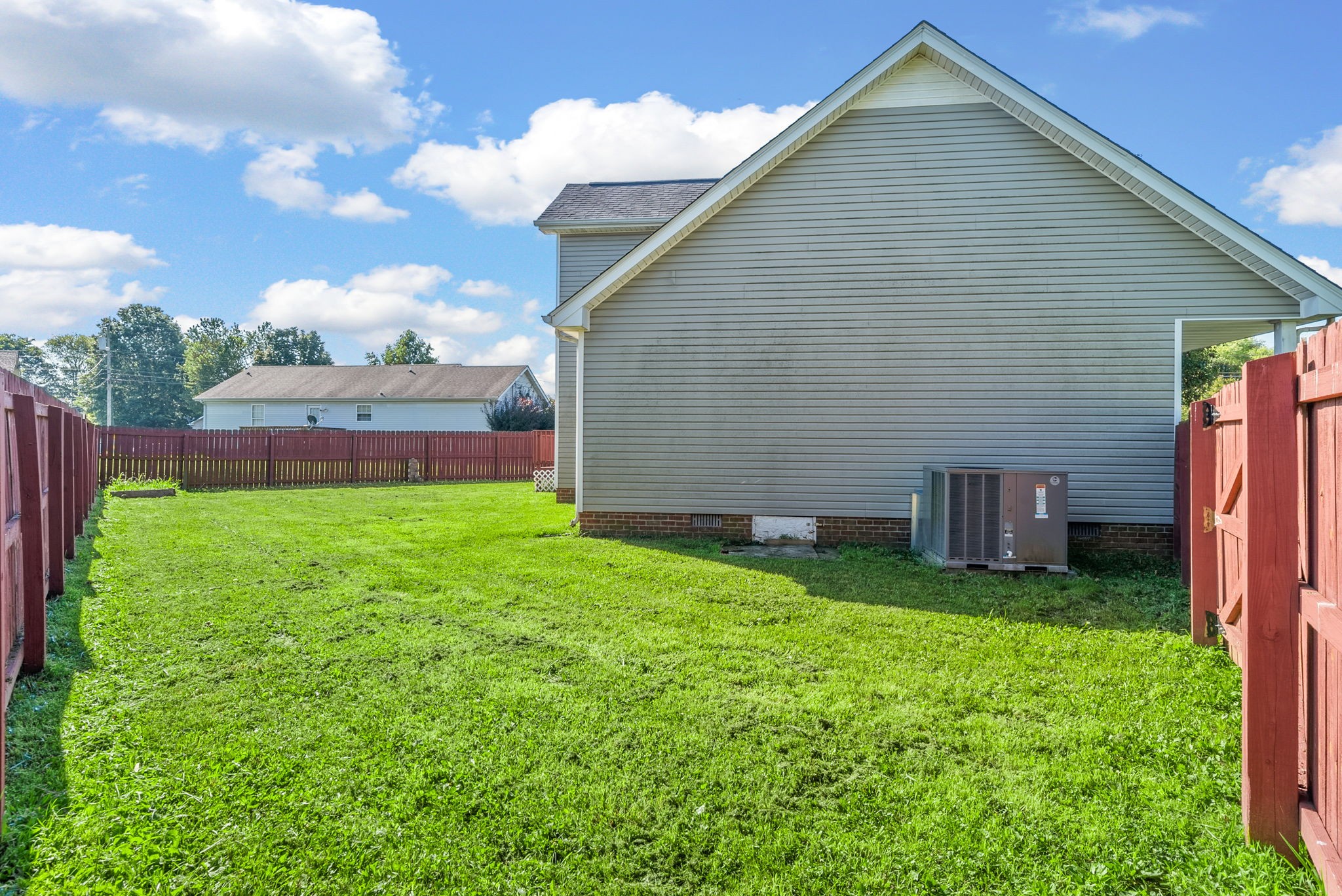 2409 Egret Dr Property Photo 28