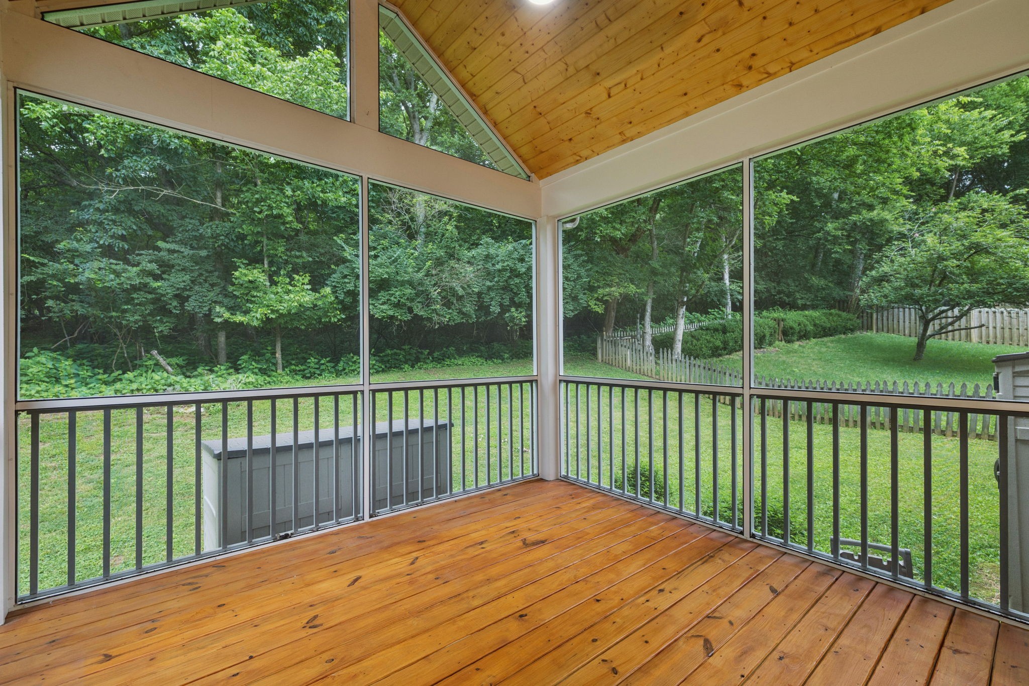 2059 Upland Dr Property Photo 49
