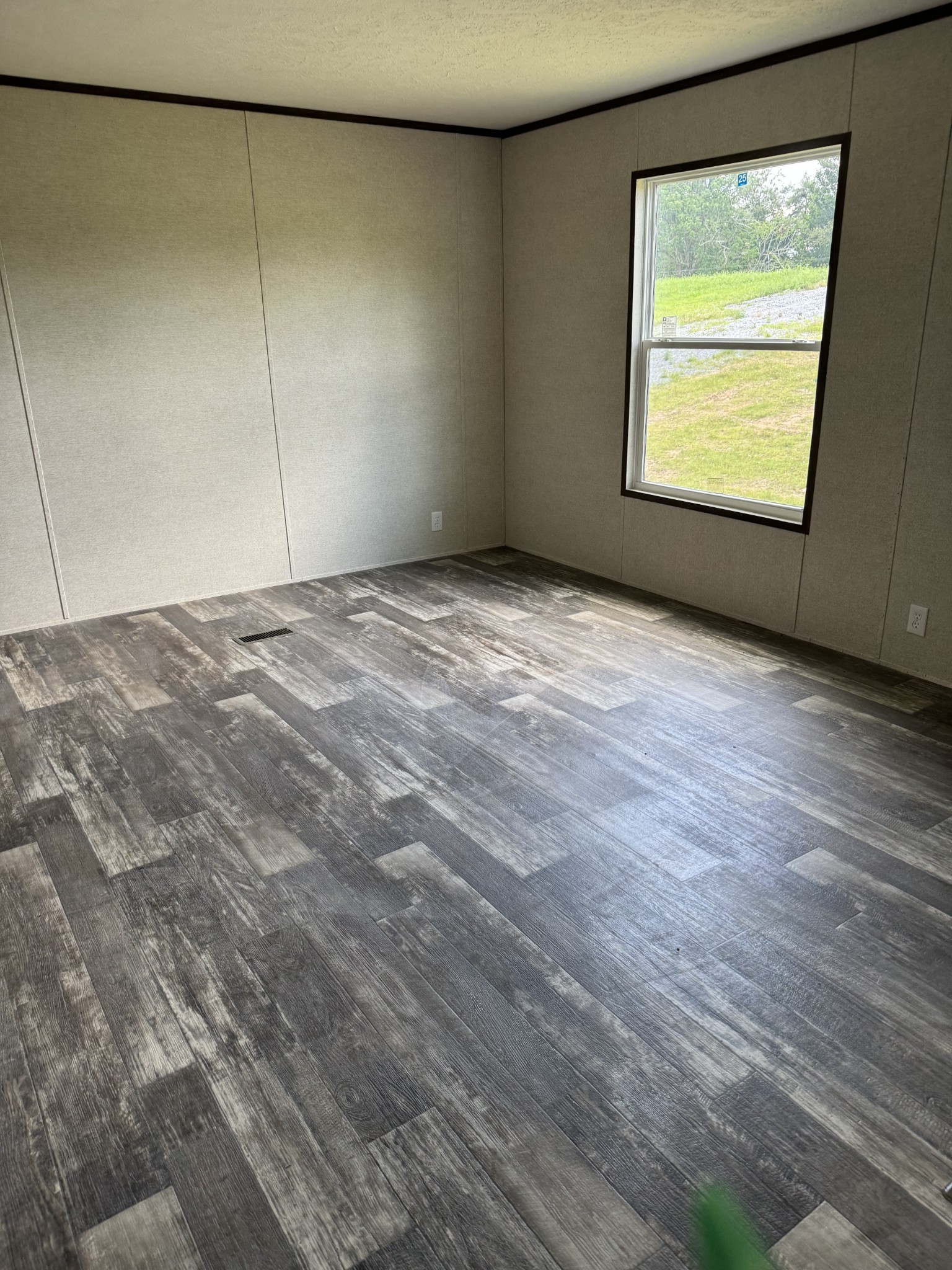 9494 Sunrise Road Property Photo 6