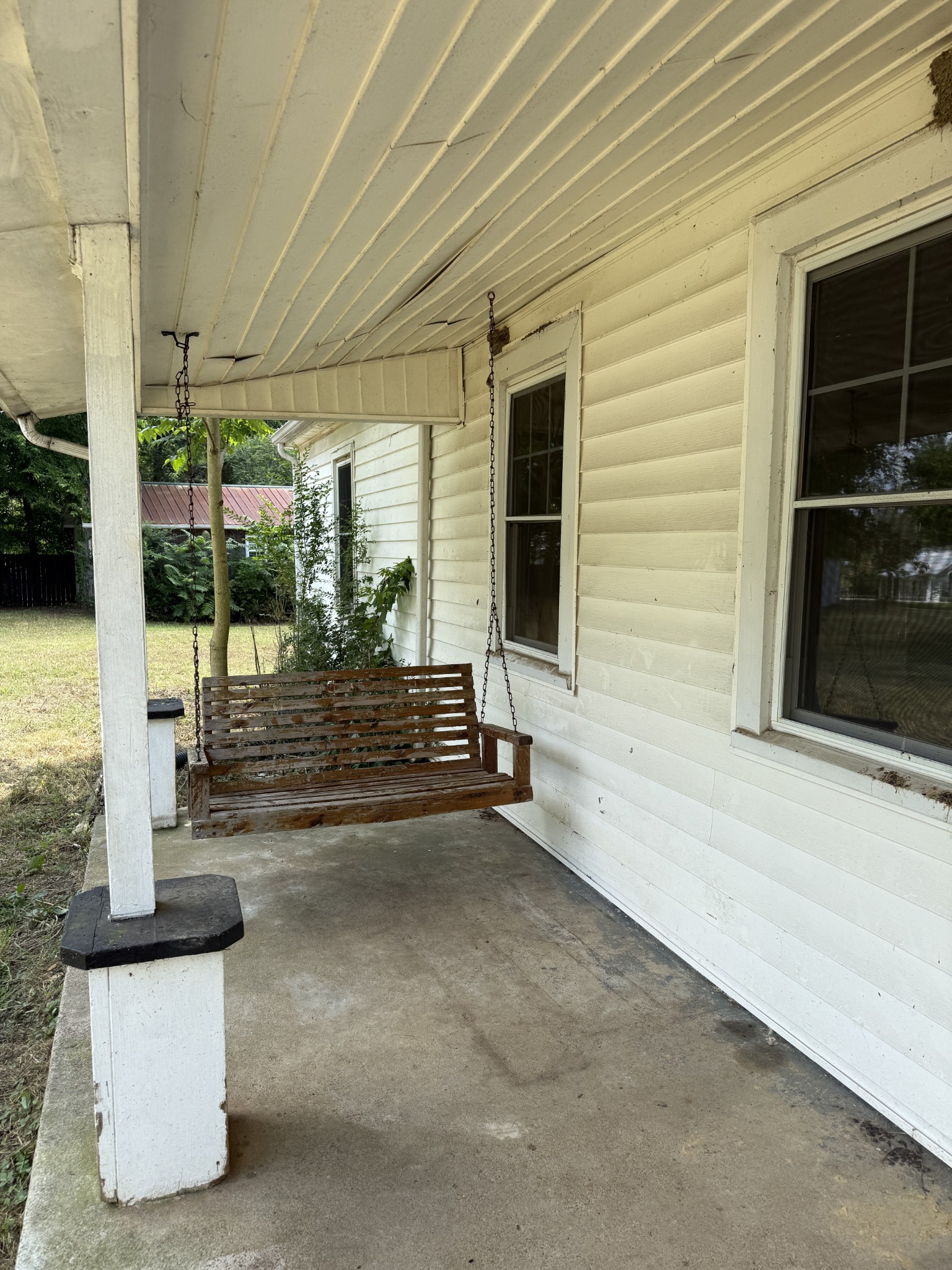 9843 Ed Lyell Rd Property Photo 3