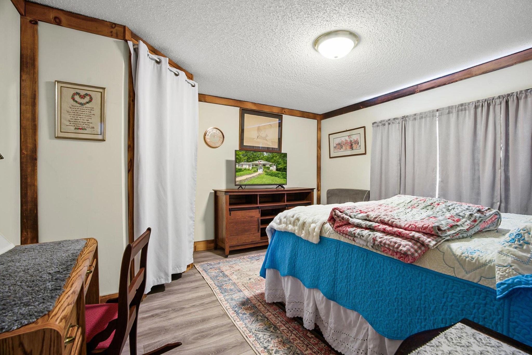 1047 Phillips Dr Property Photo 15