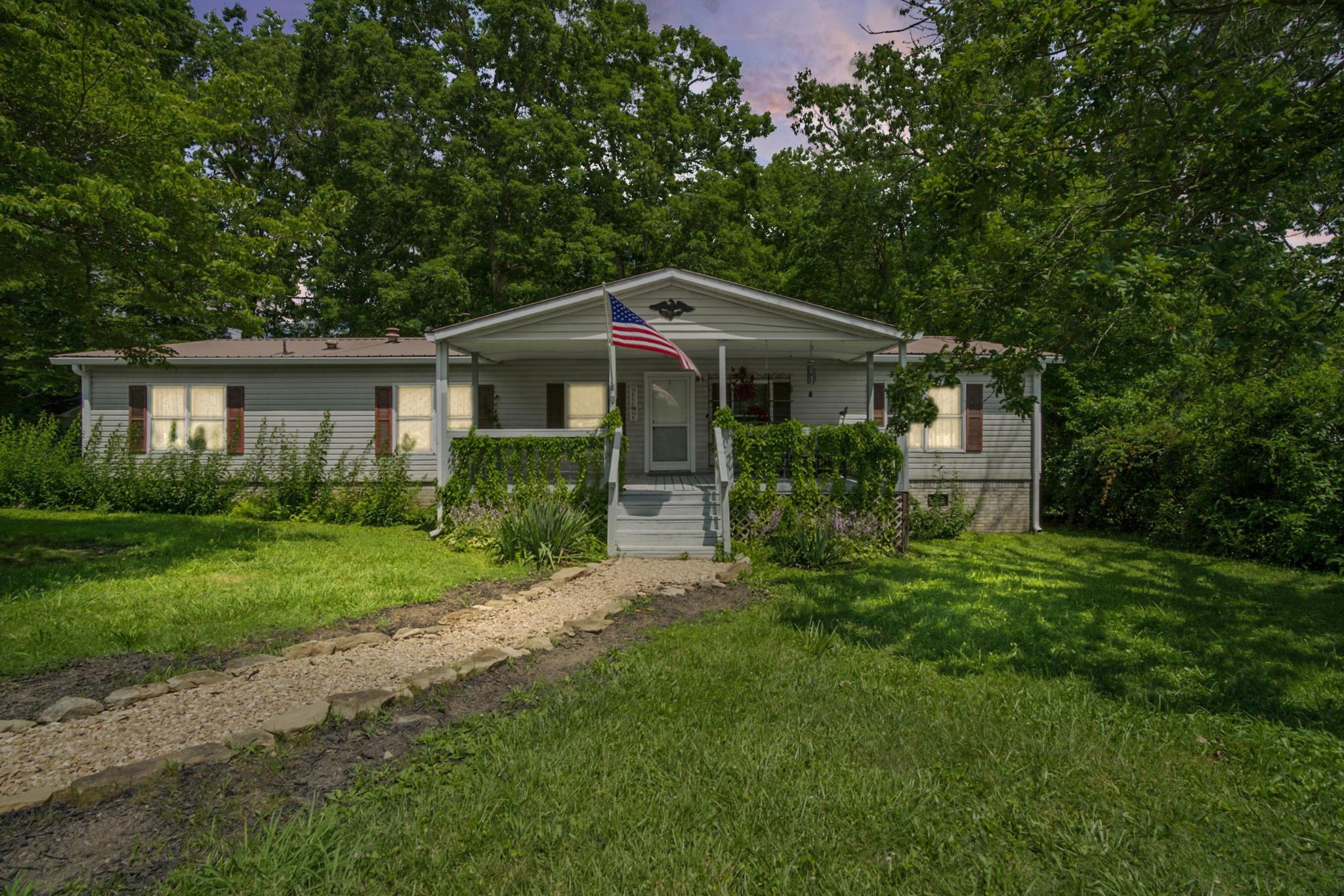 1047 Phillips Dr Property Photo 21