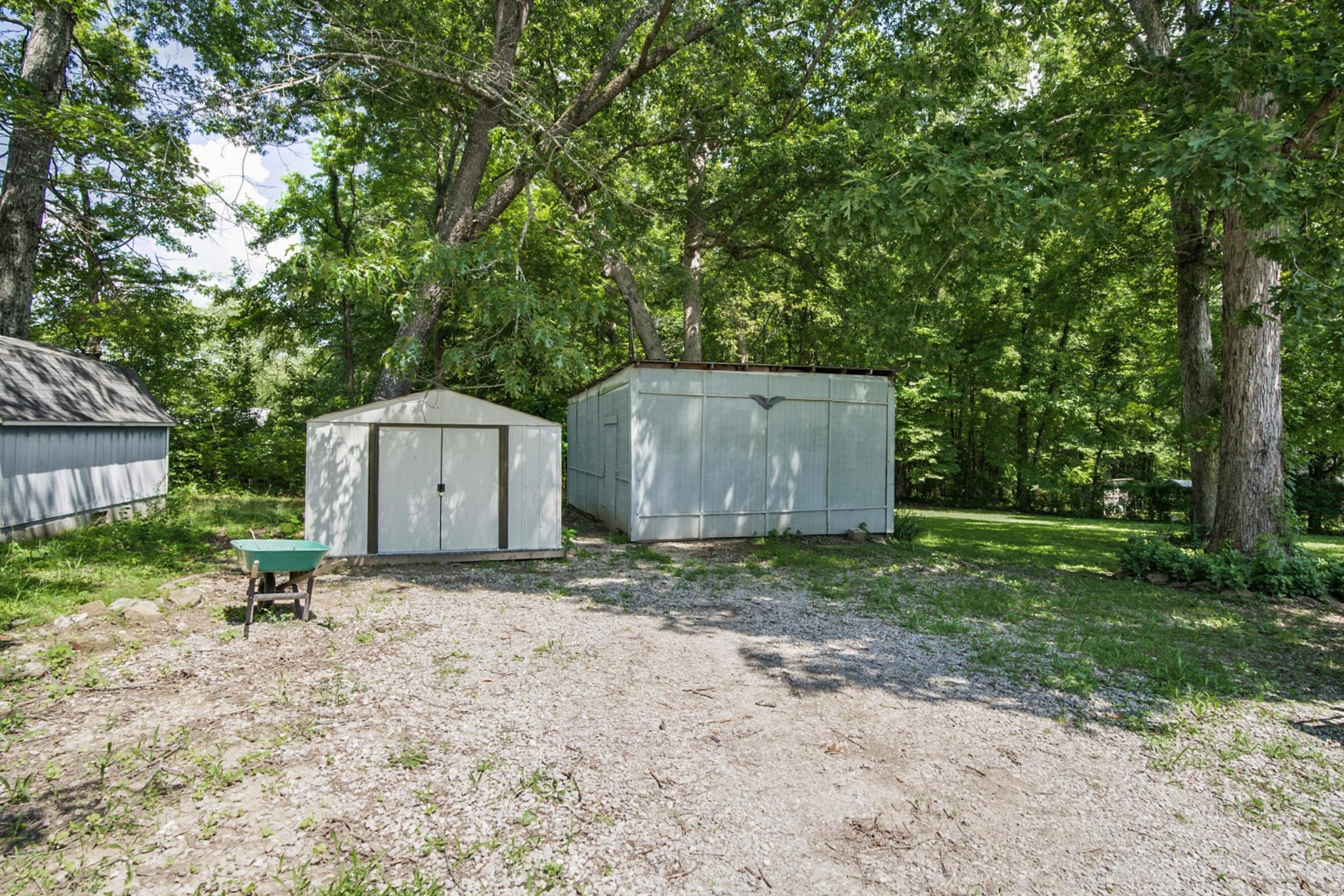 1047 Phillips Dr Property Photo 24