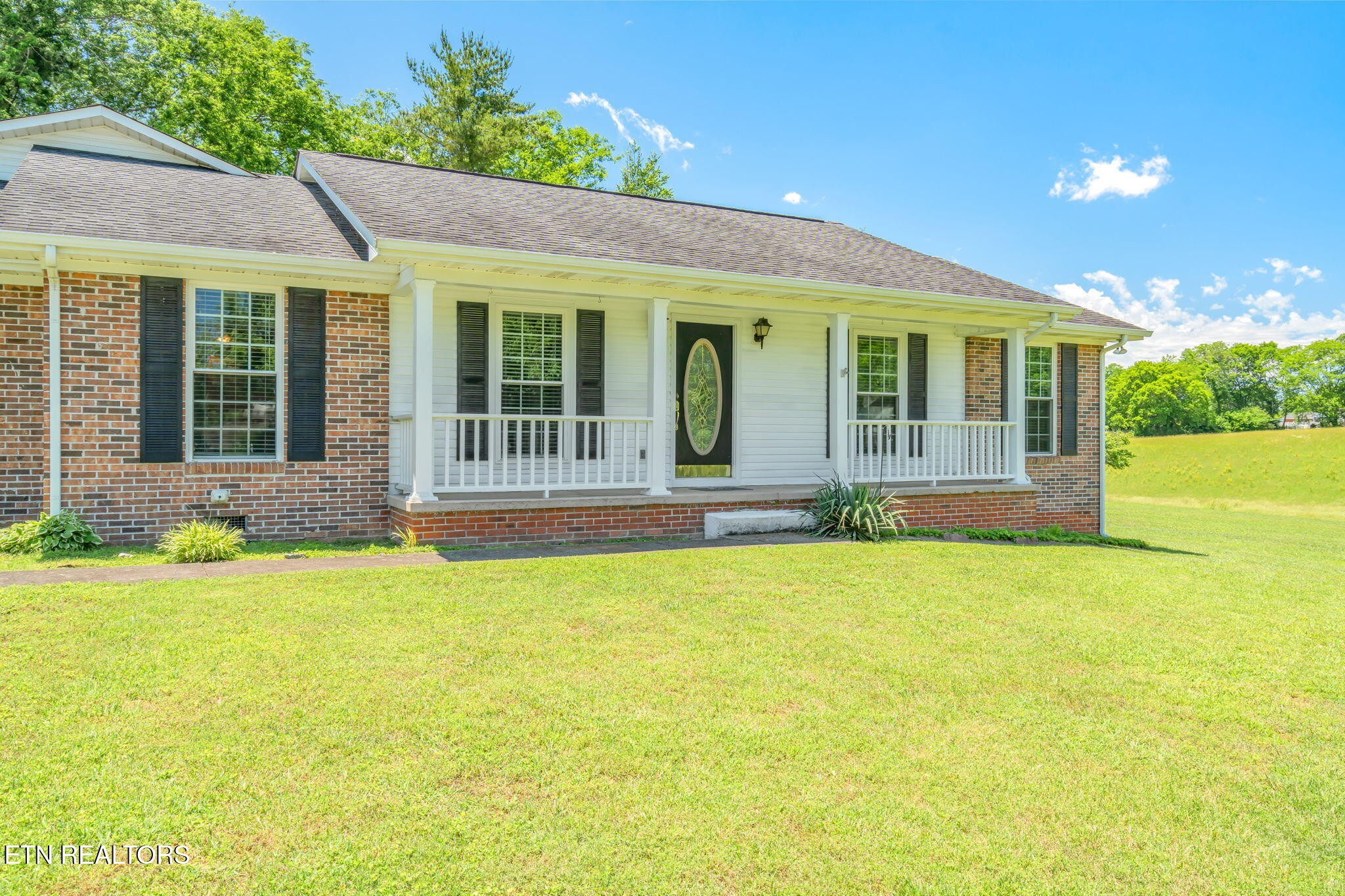 624 Lansdale Drive Property Photo 10