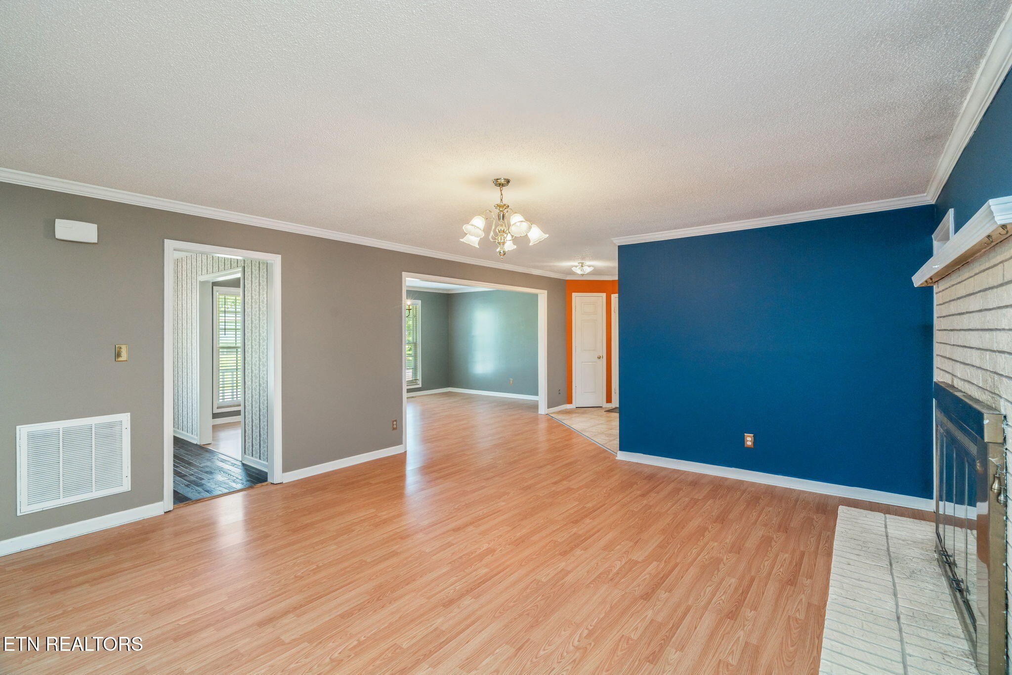 624 Lansdale Drive Property Photo 33