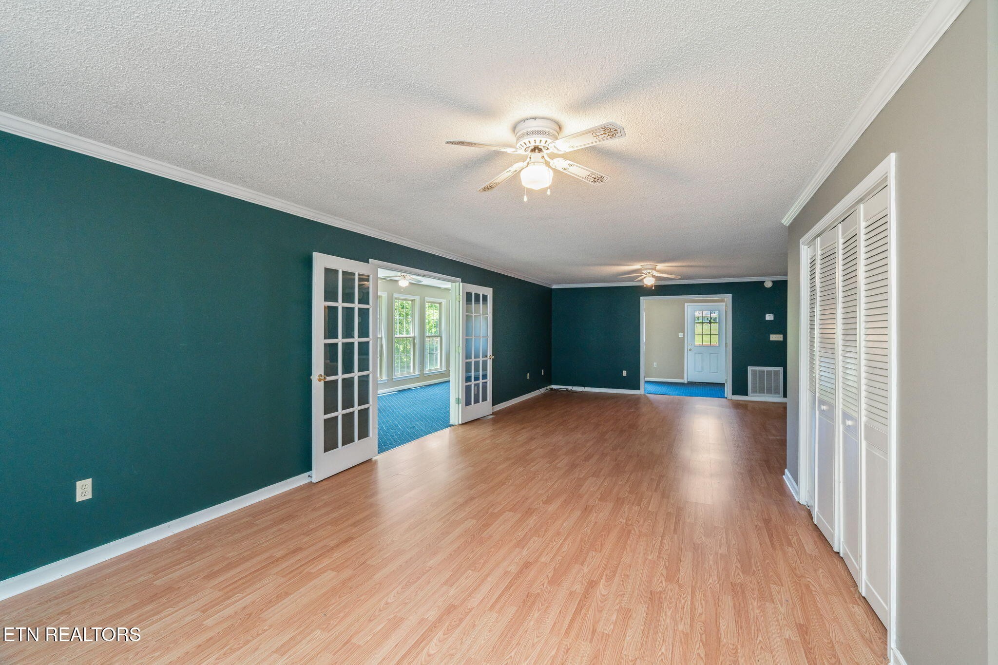 624 Lansdale Drive Property Photo 37