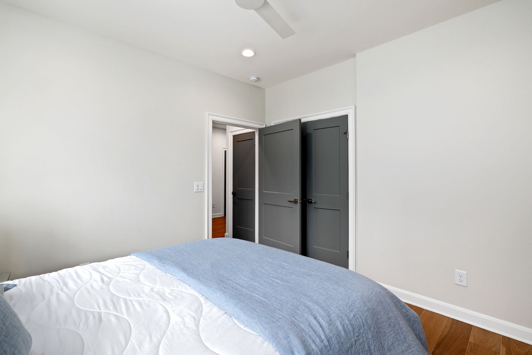 928 Harbor Pointe Drive Property Photo 33