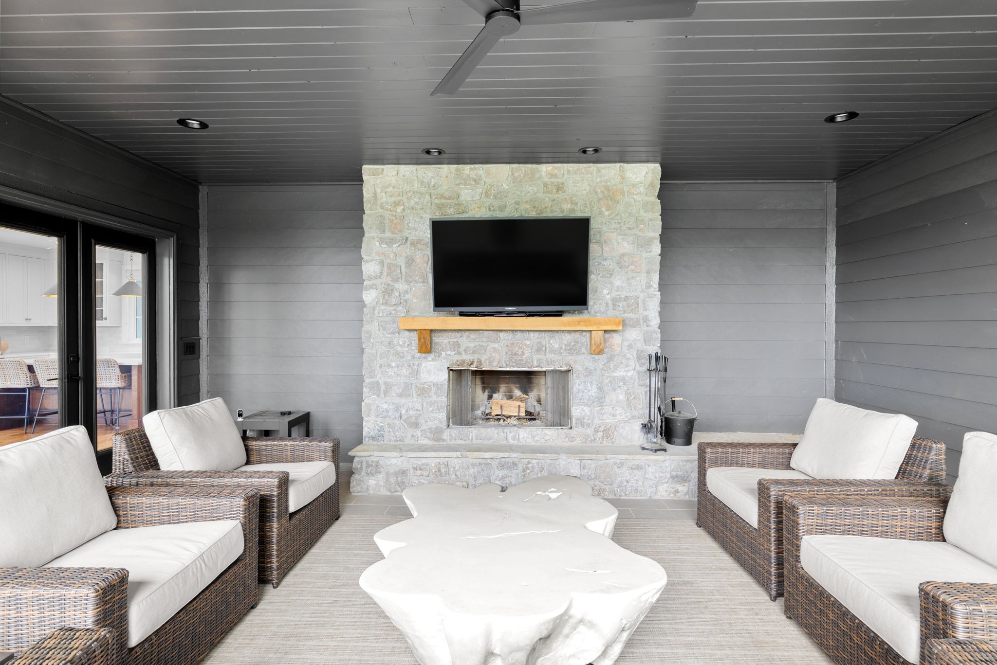 928 Harbor Pointe Drive Property Photo 43