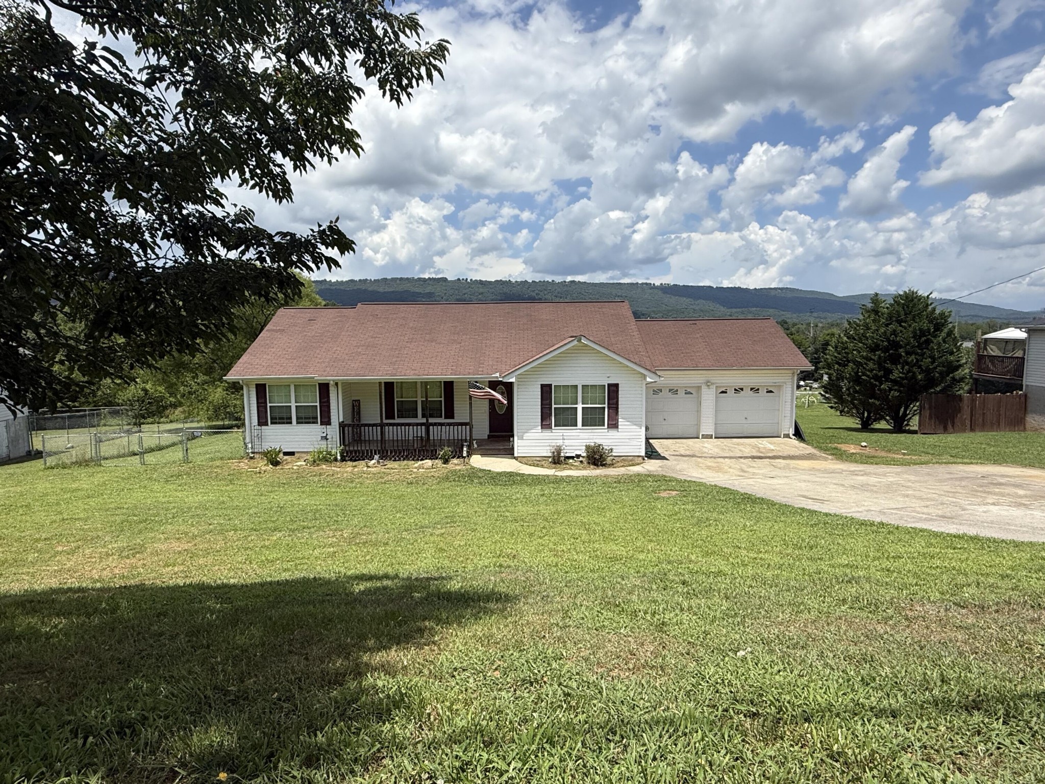 191 Lookout Circle Property Photo 1