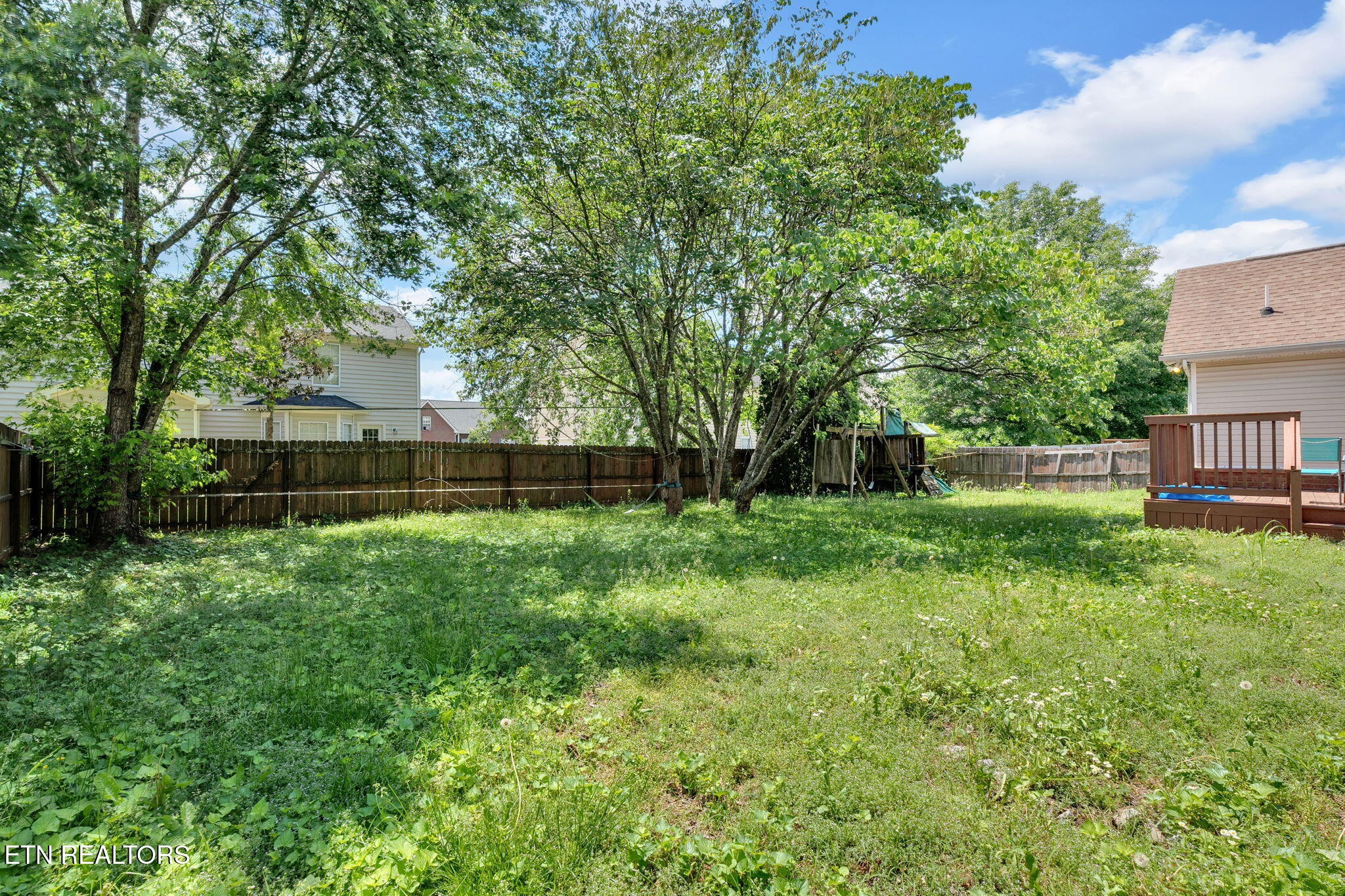 3439 Wellington Place Property Photo 4