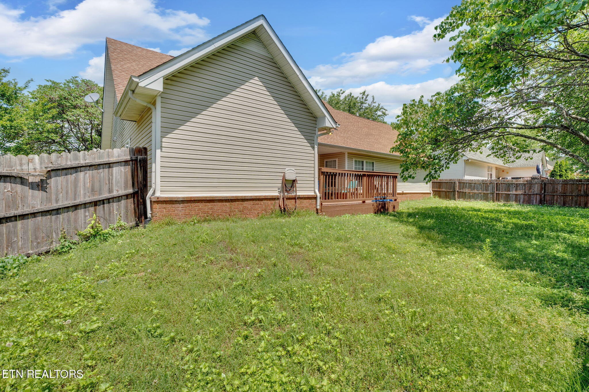 3439 Wellington Place Property Photo 8