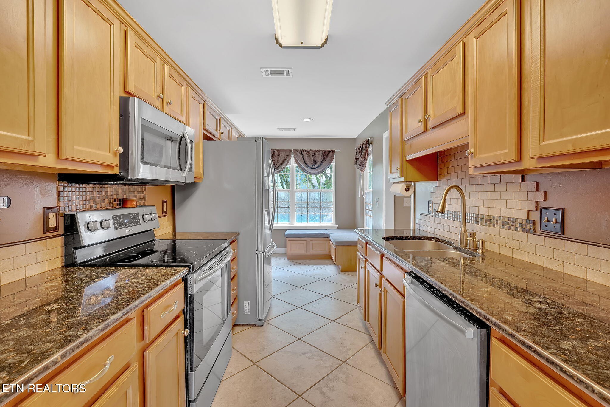3439 Wellington Place Property Photo 14