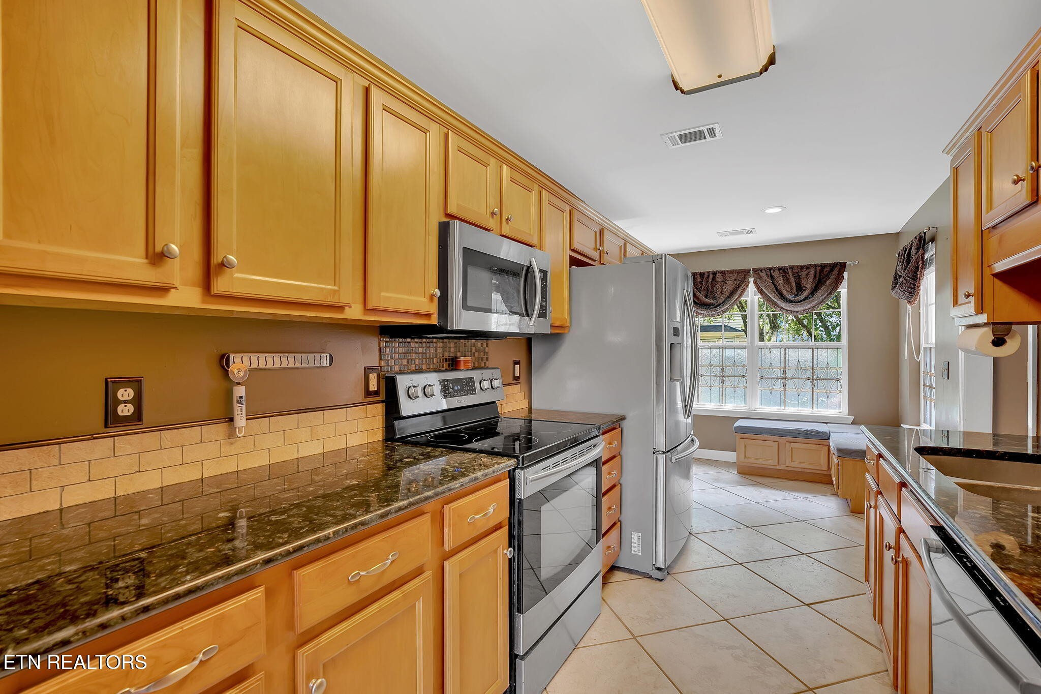 3439 Wellington Place Property Photo 19