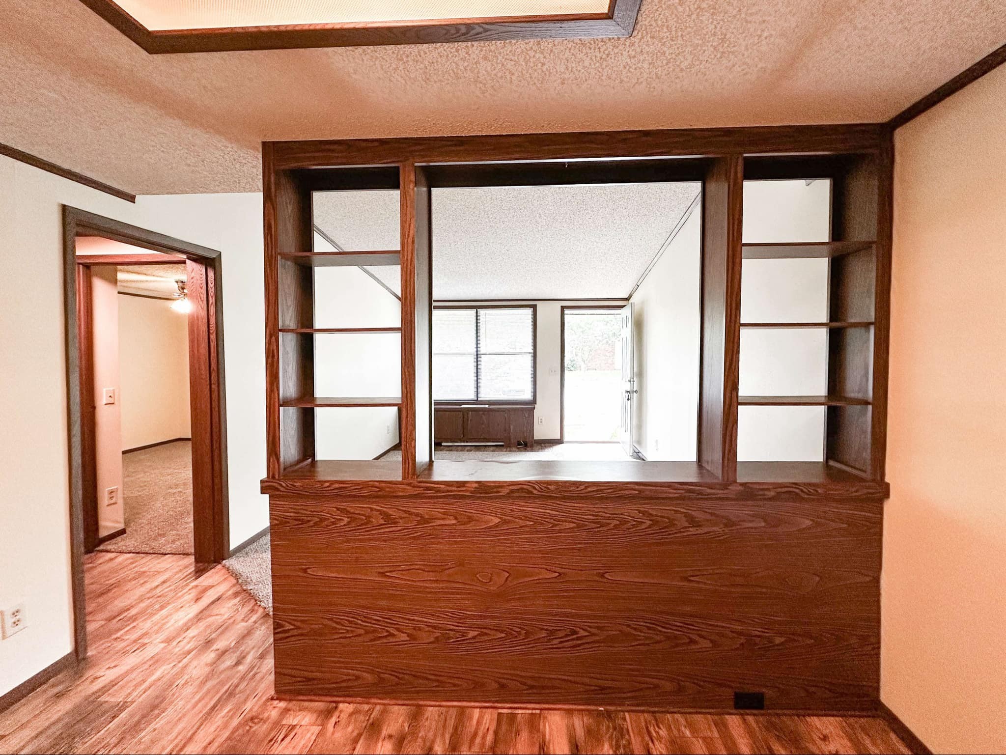 2421 Madison St Property Photo 5