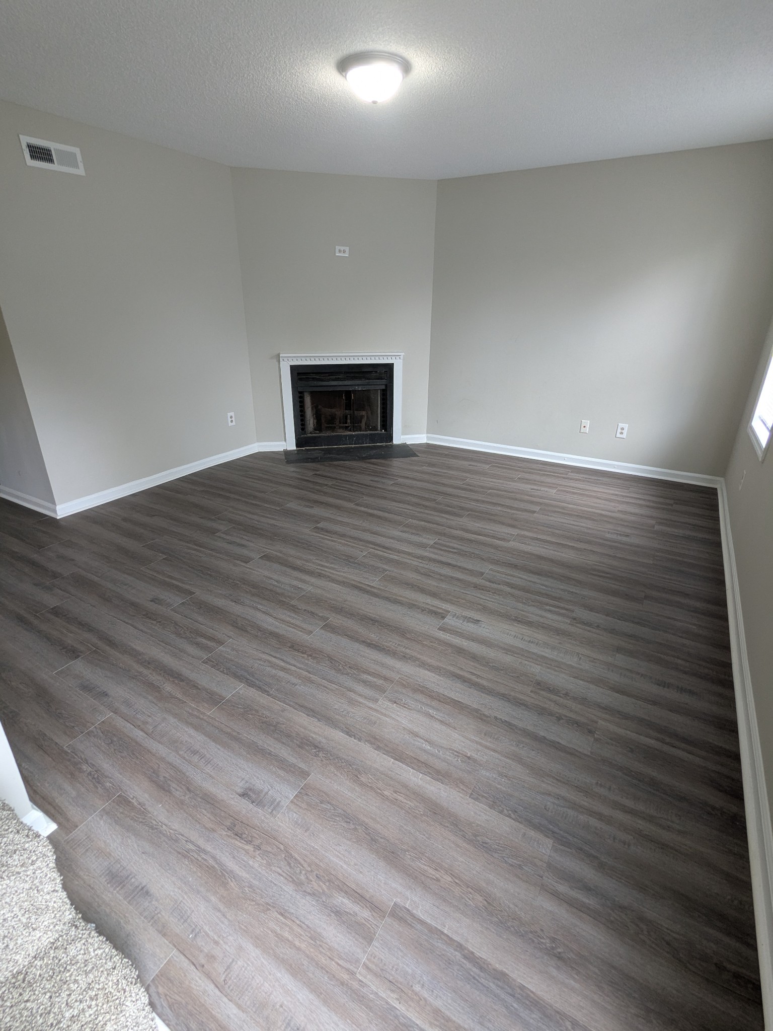 3722 Wharton Dr Property Photo 2