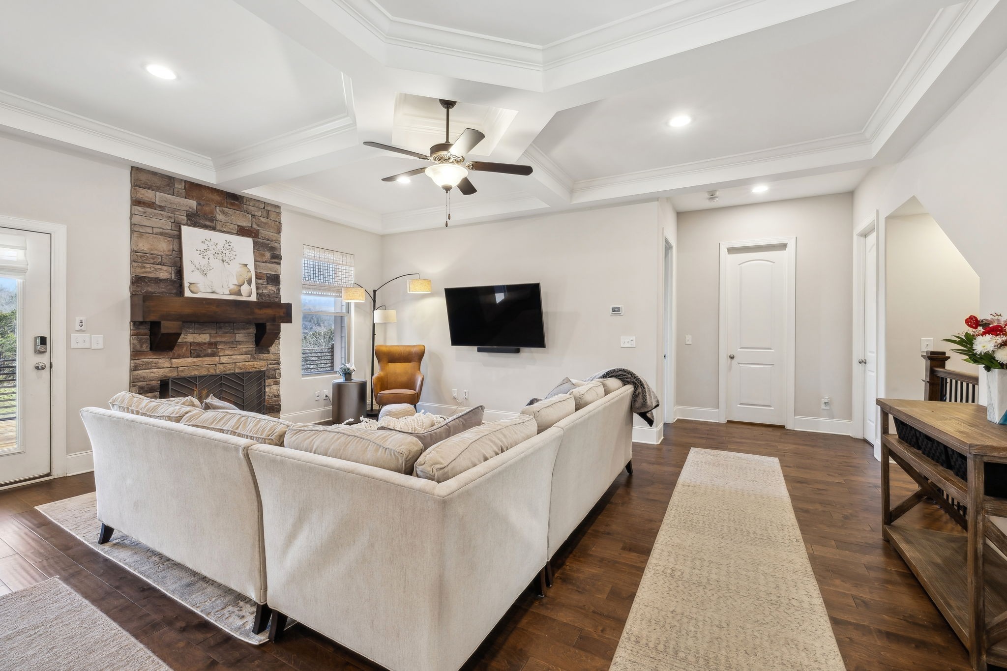 413 Eagle Rdg Property Photo 17