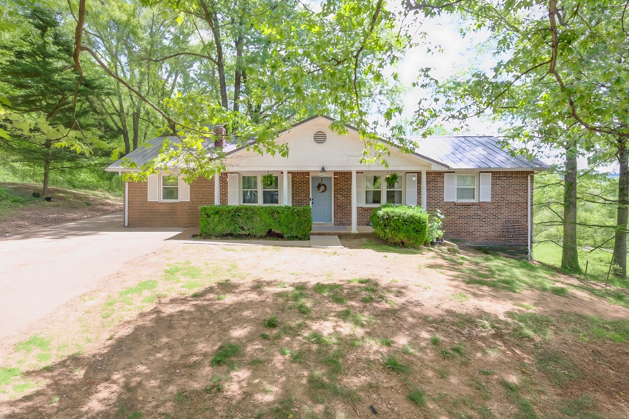 3150 Sugar Creek Rd Property Photo 1