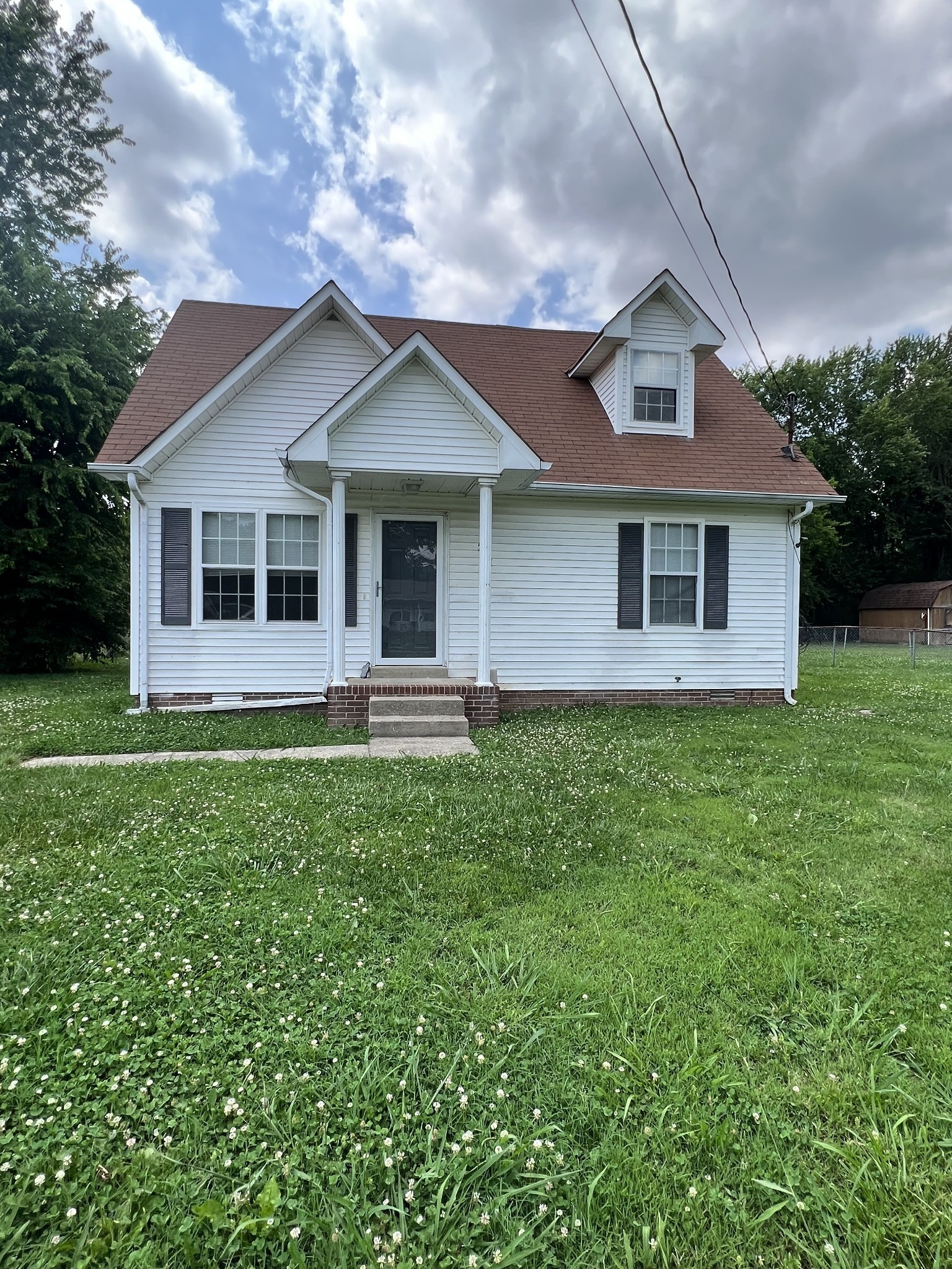 511 Indian Ave Property Photo 1