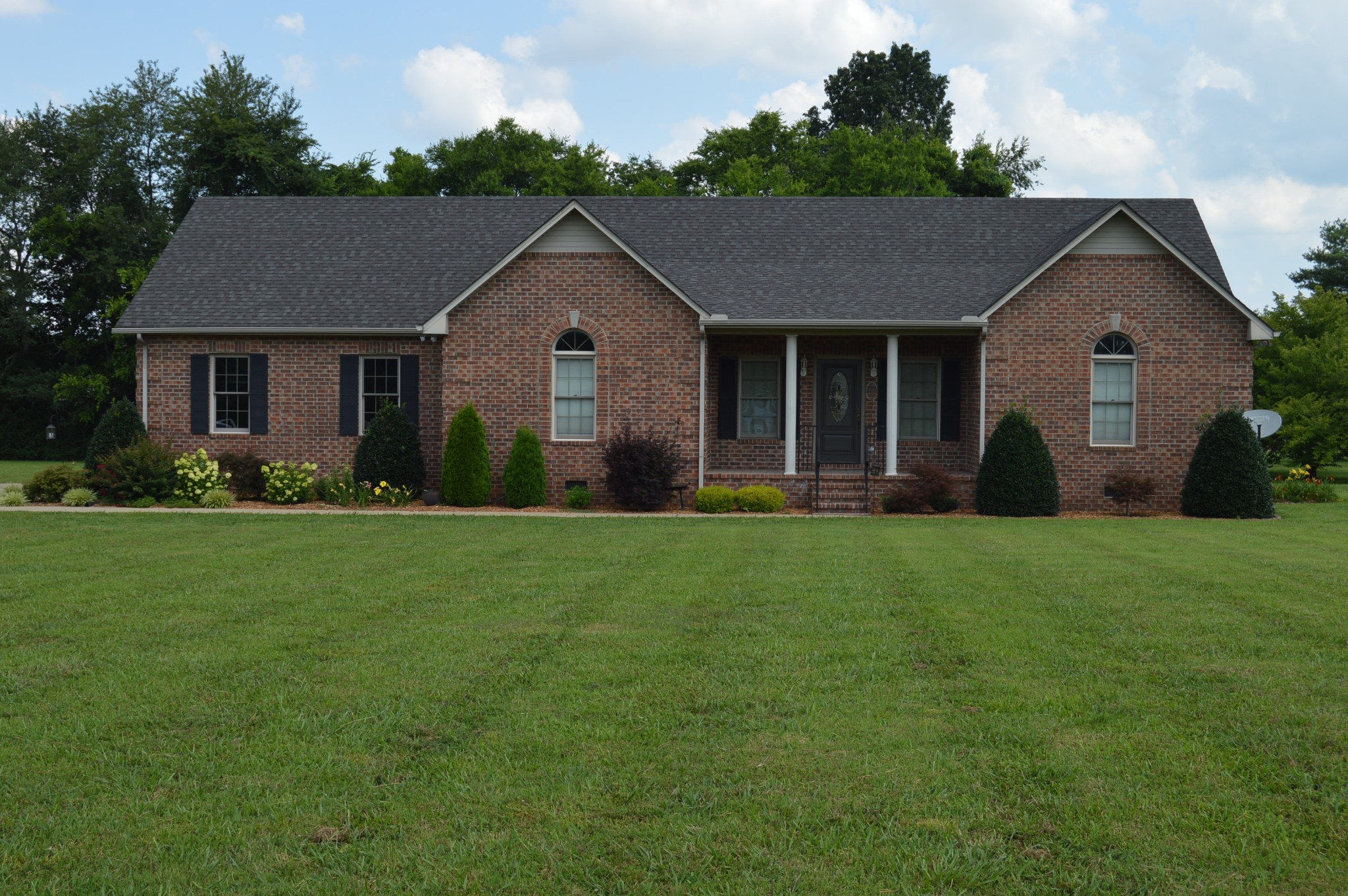 108 Stowers Ln Property Photo 3