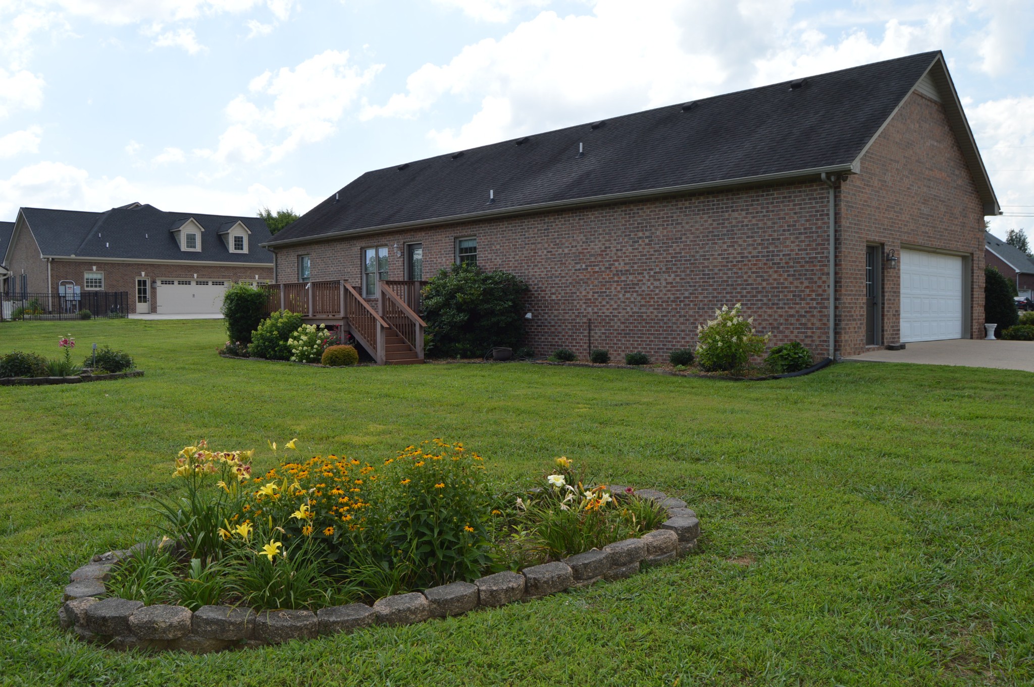 108 Stowers Ln Property Photo 8