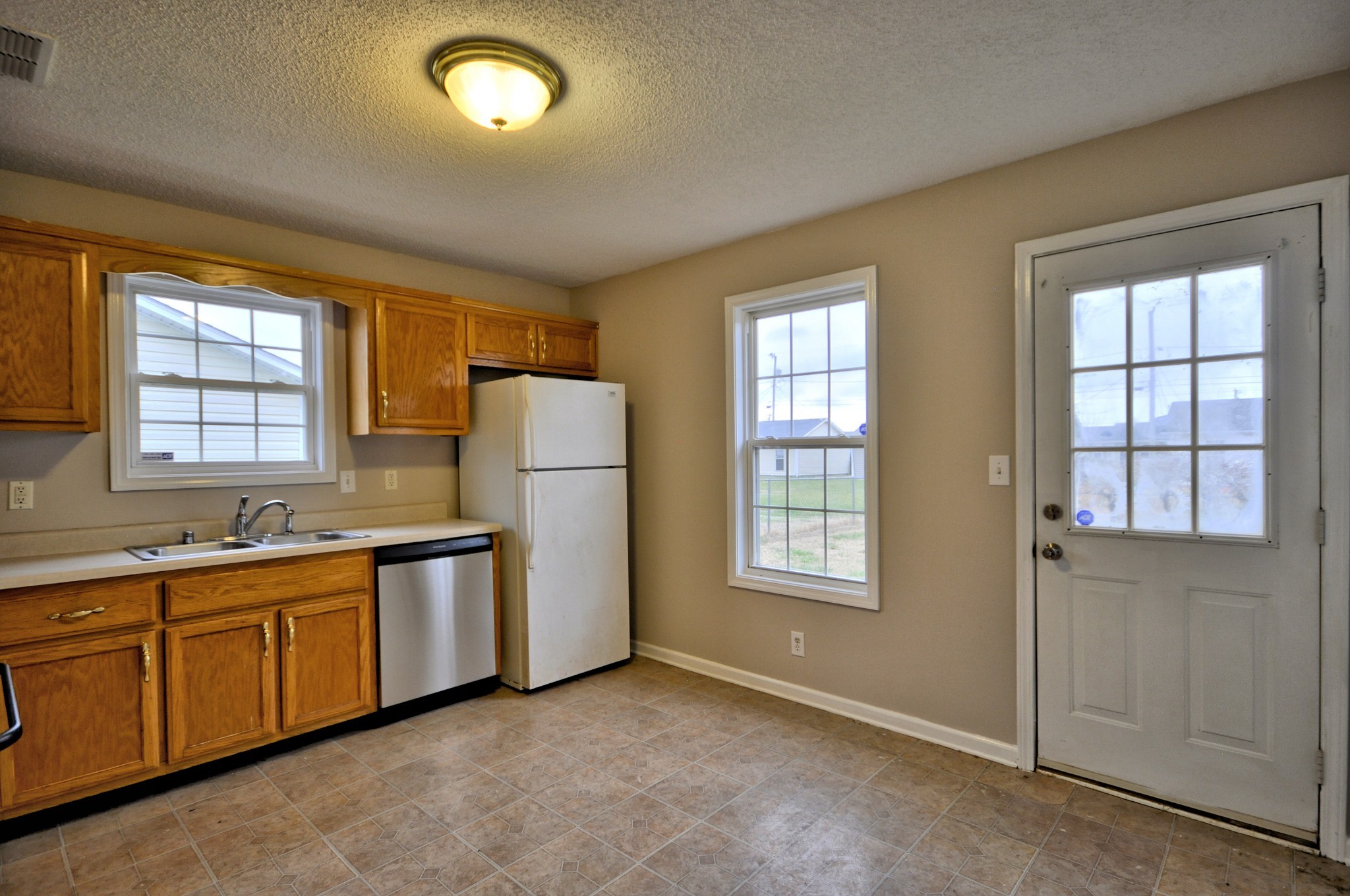 1114 Keith Ave Property Photo 8