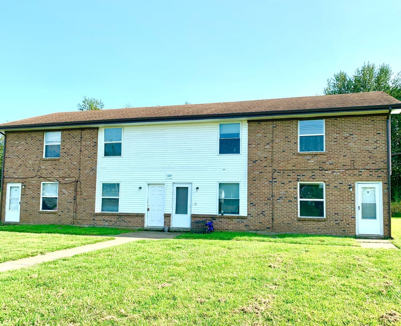 1209 Stateline Rd Property Photo 1