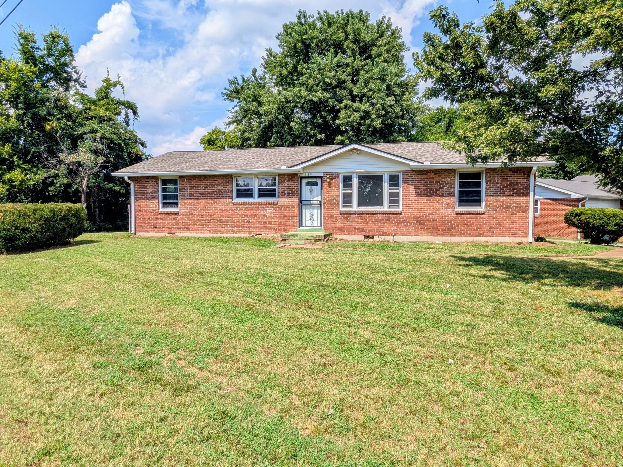 339 Glenpark Dr Property Photo 1