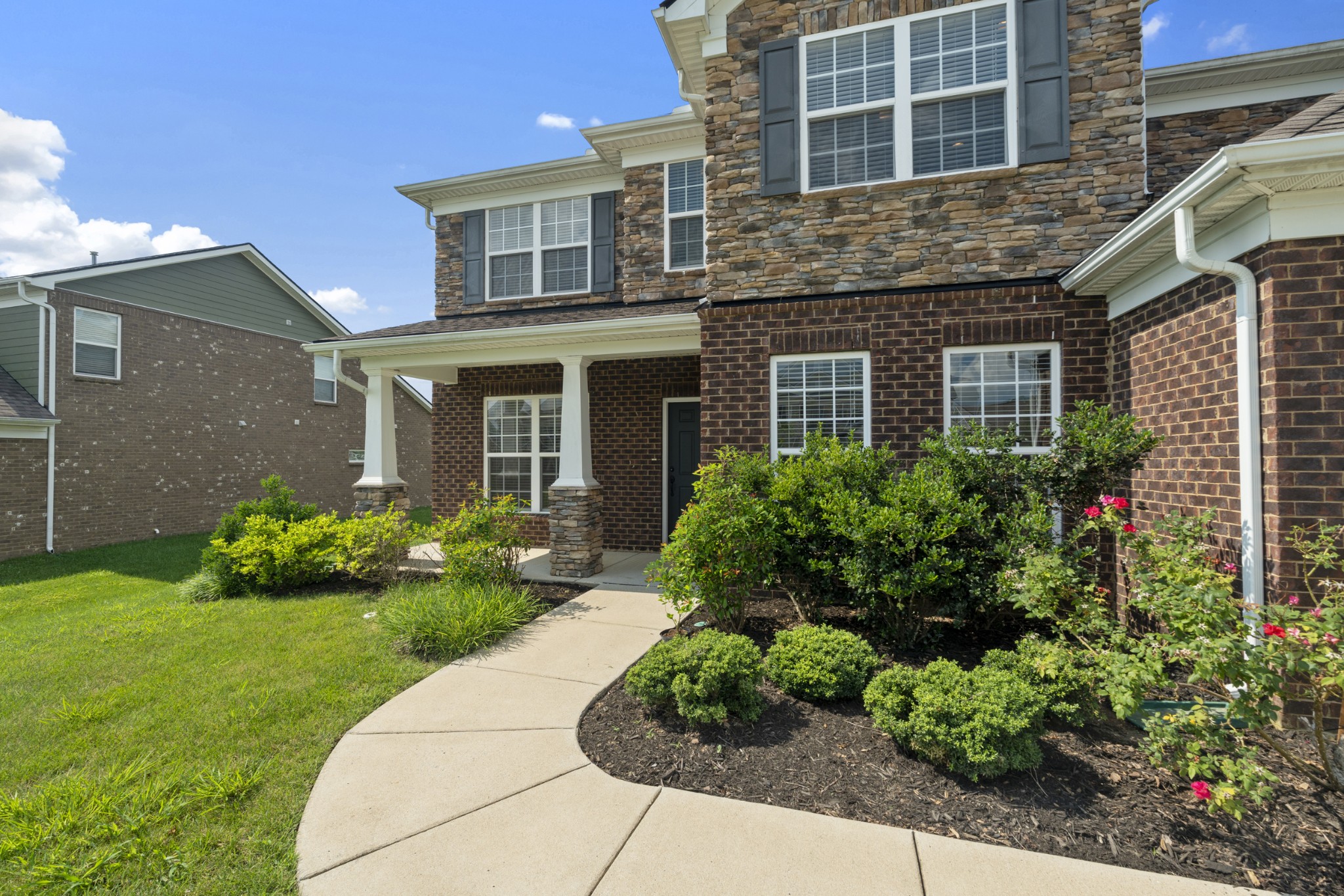 2039 Friendship Dr Property Photo 1