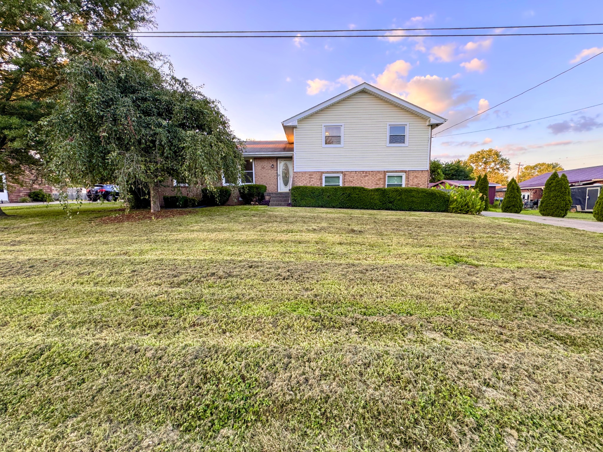 105 Peartree Dr Property Photo 1